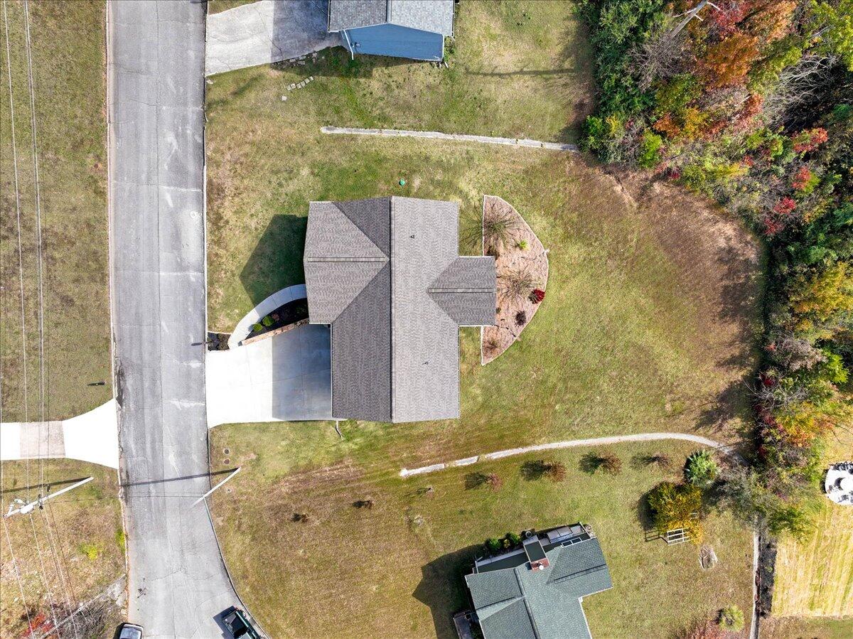 8206 Thrush Hollow Lane