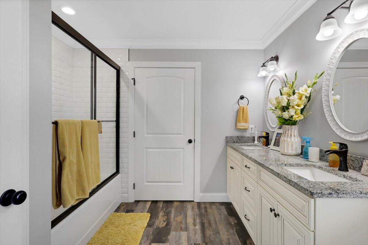 8206 Thrush Hollow Lane