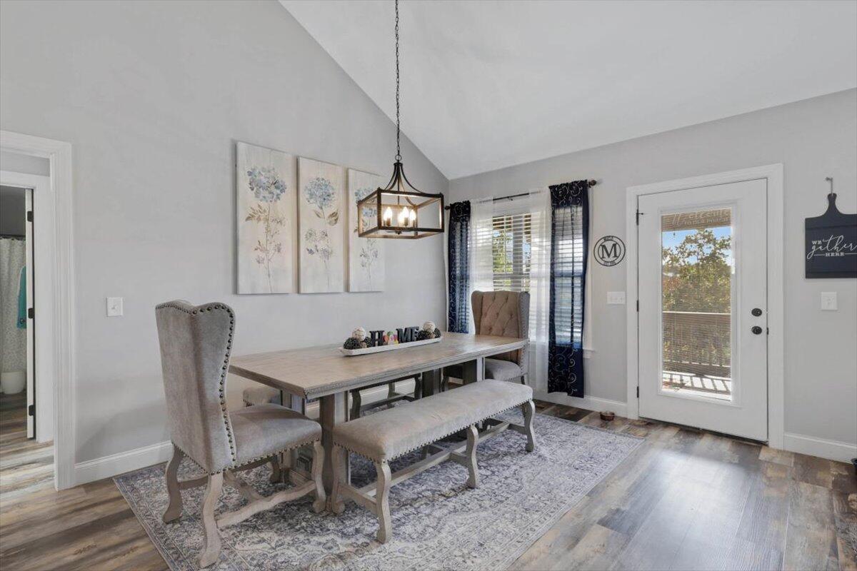 8206 Thrush Hollow Lane