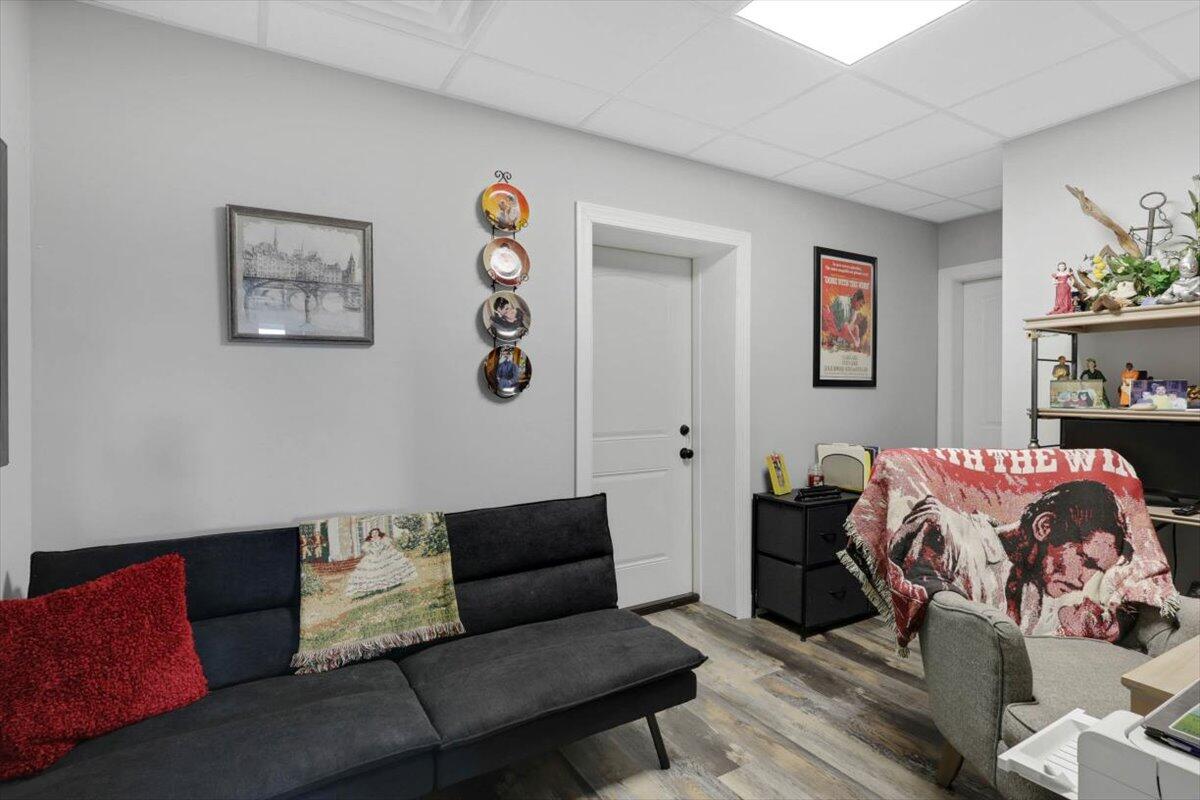 8206 Thrush Hollow Lane