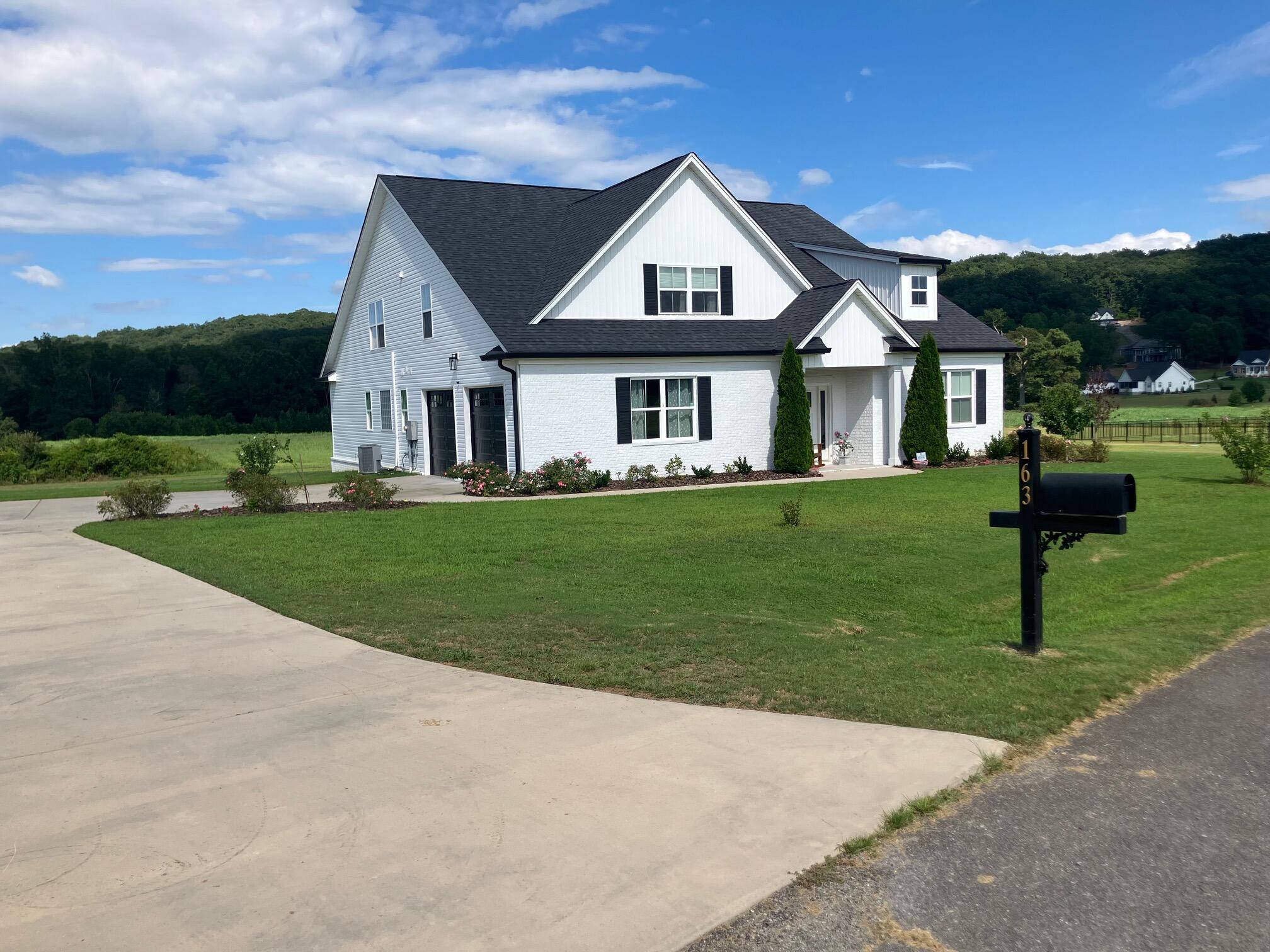 163 Autumn Wind Drive SW