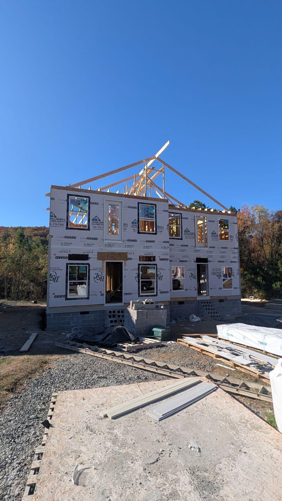 122 & 124 Courtland Crest Drive SW