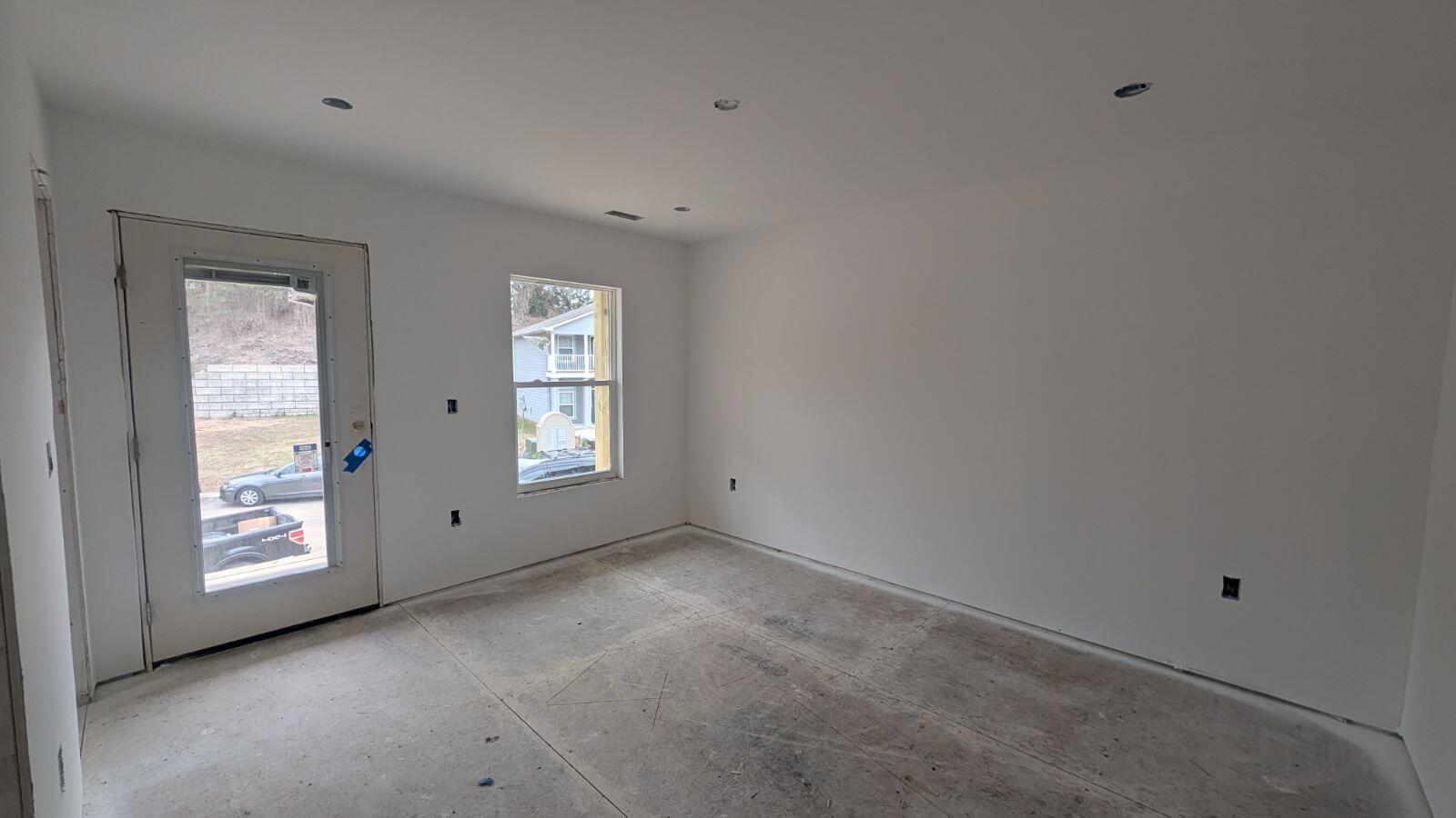 122 & 124 Courtland Crest Drive SW