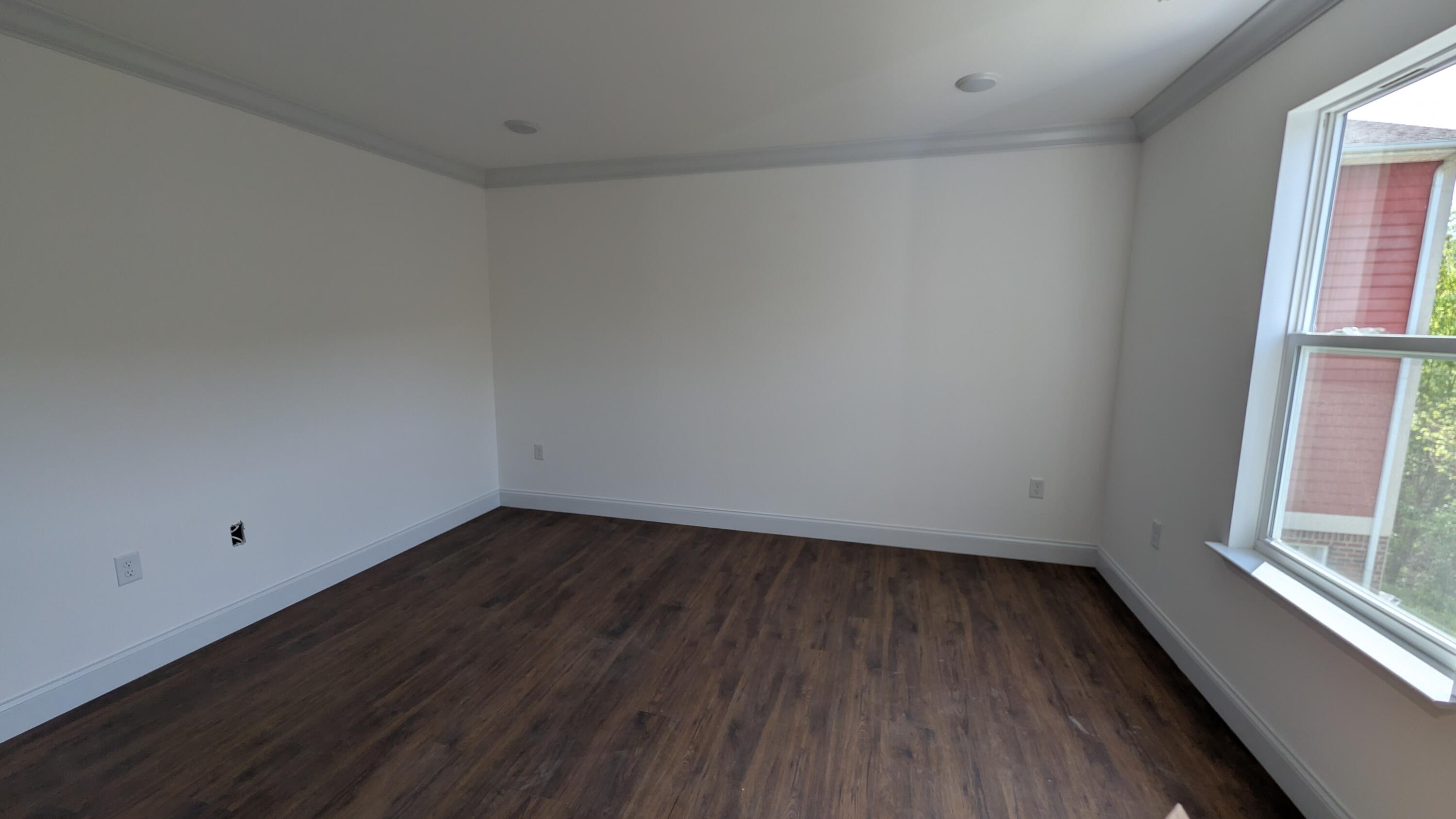122 & 124 Courtland Crest Drive SW