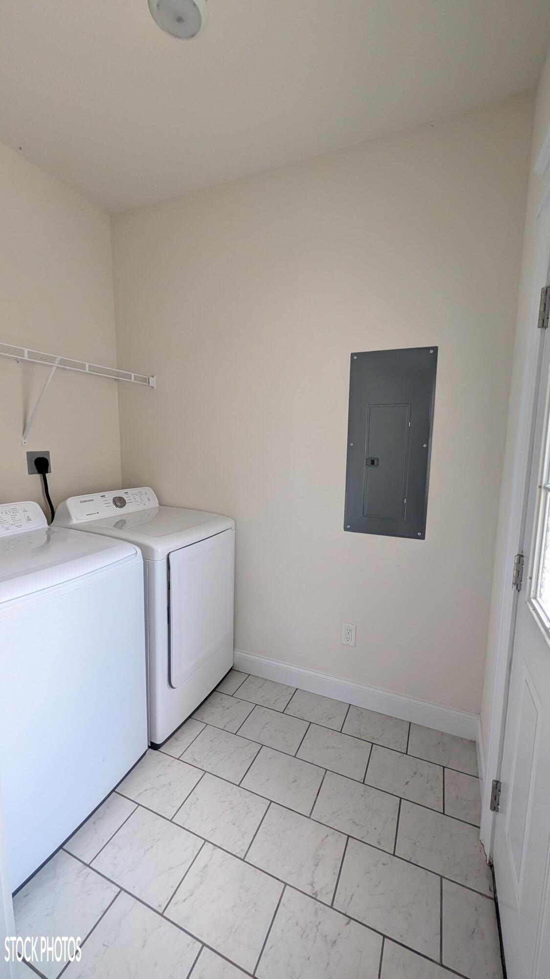 122 & 124 Courtland Crest Drive SW