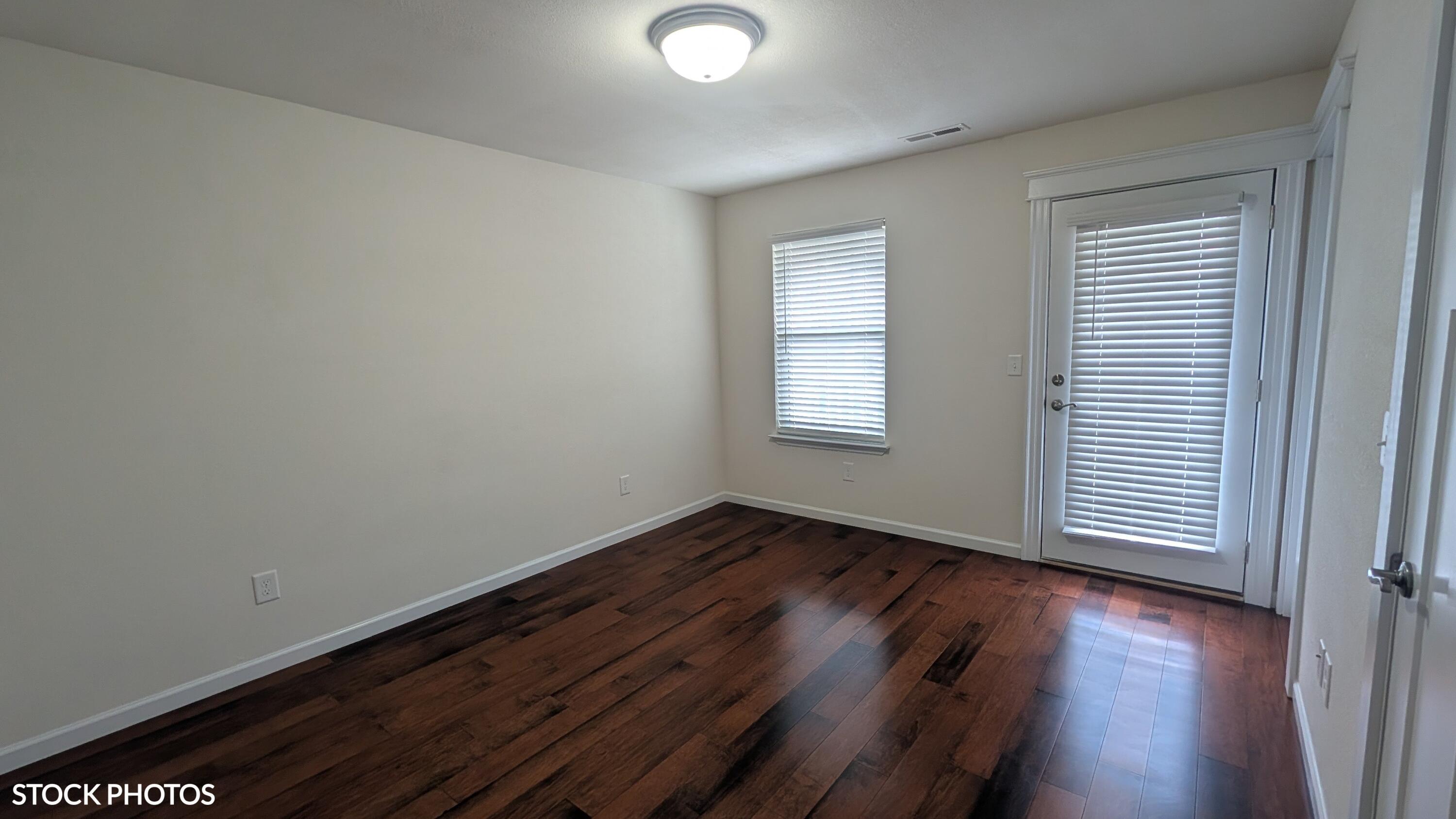 122 & 124 Courtland Crest Drive SW