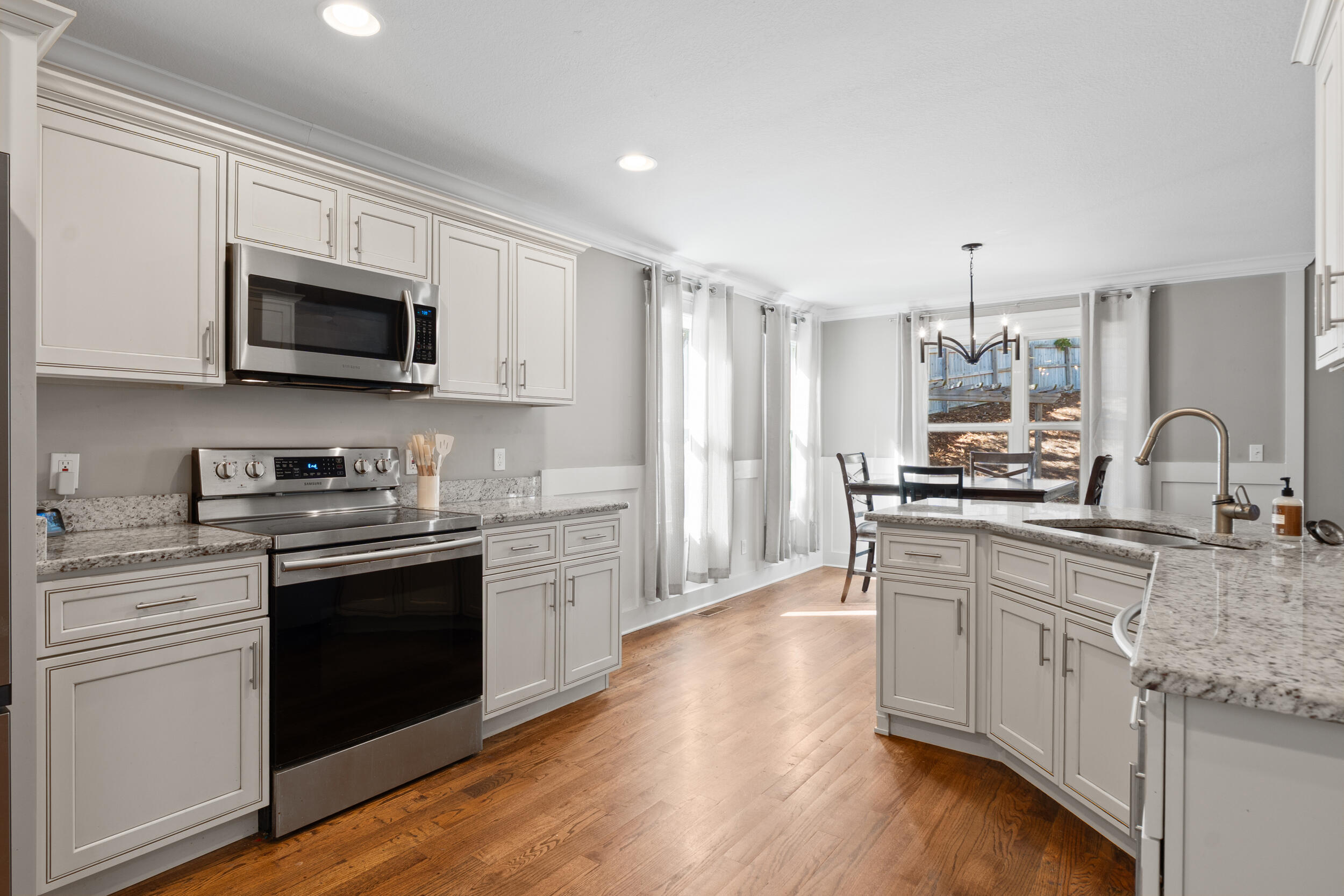 8672 Maple Valley Drive