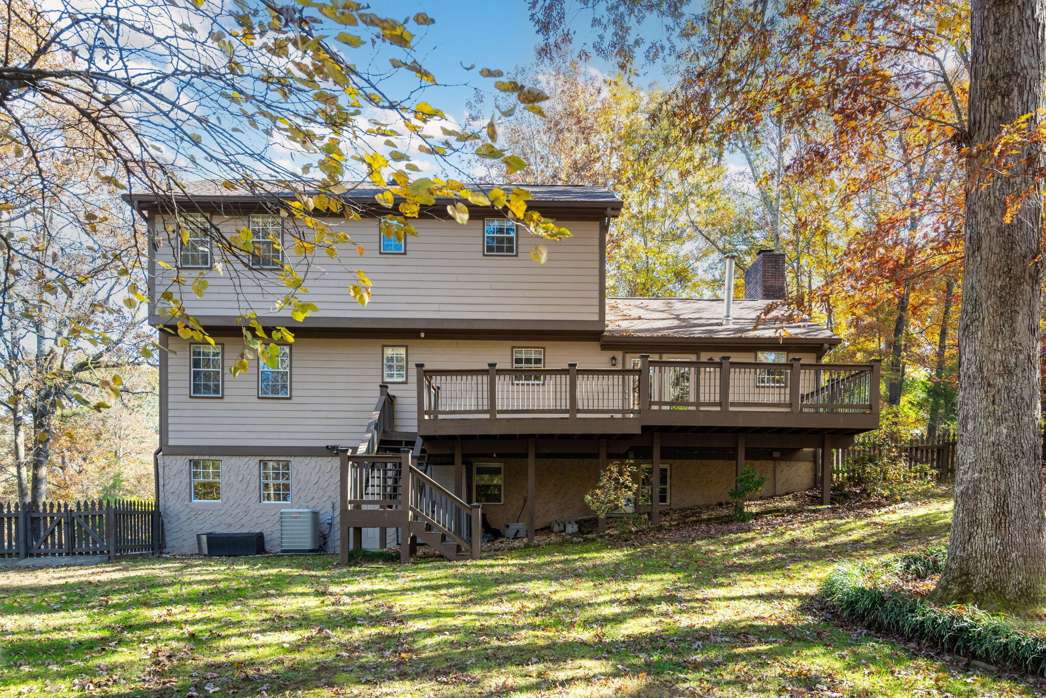 9210 Evening Shadow Drive