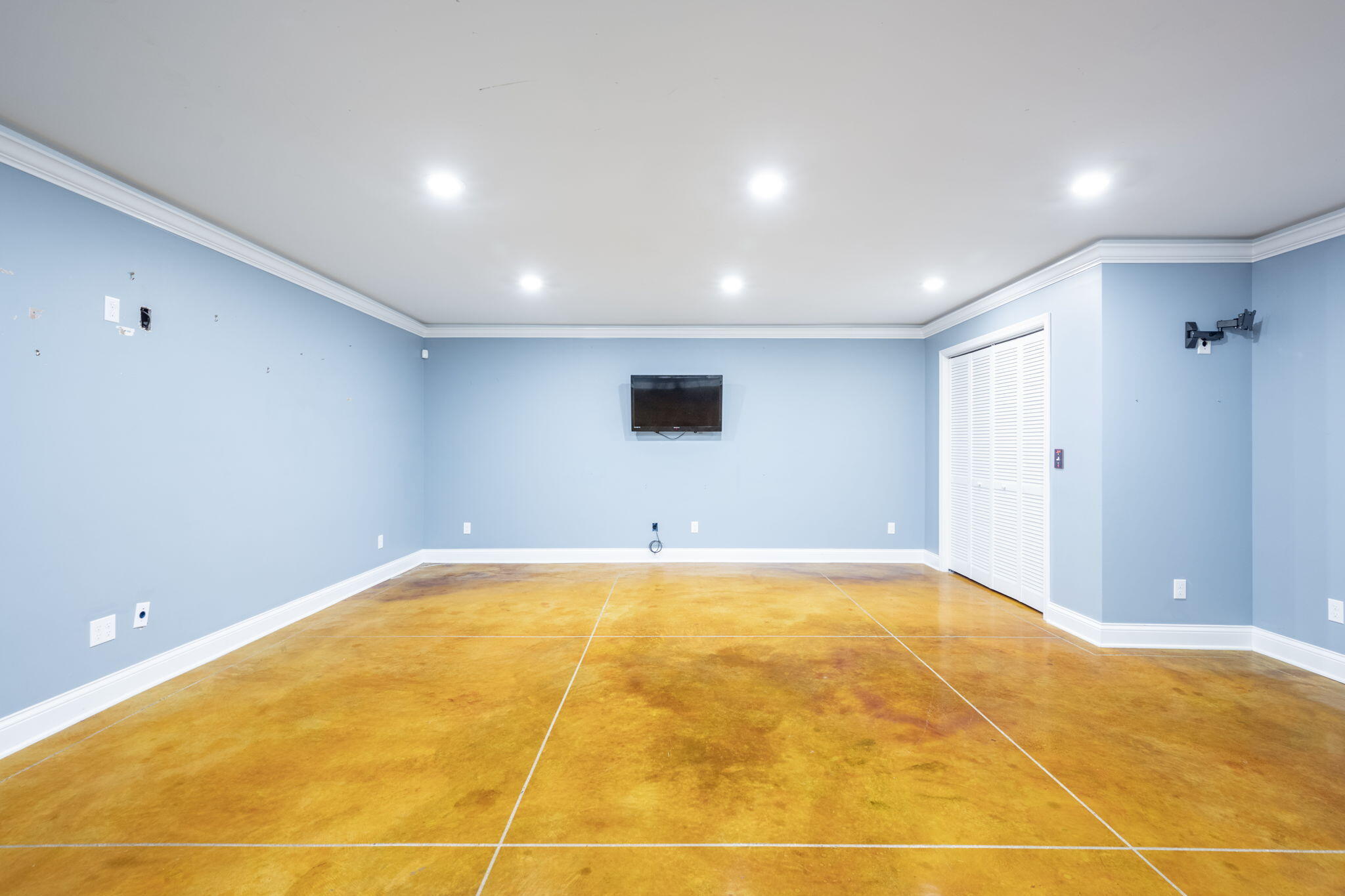 9210 Evening Shadow Drive