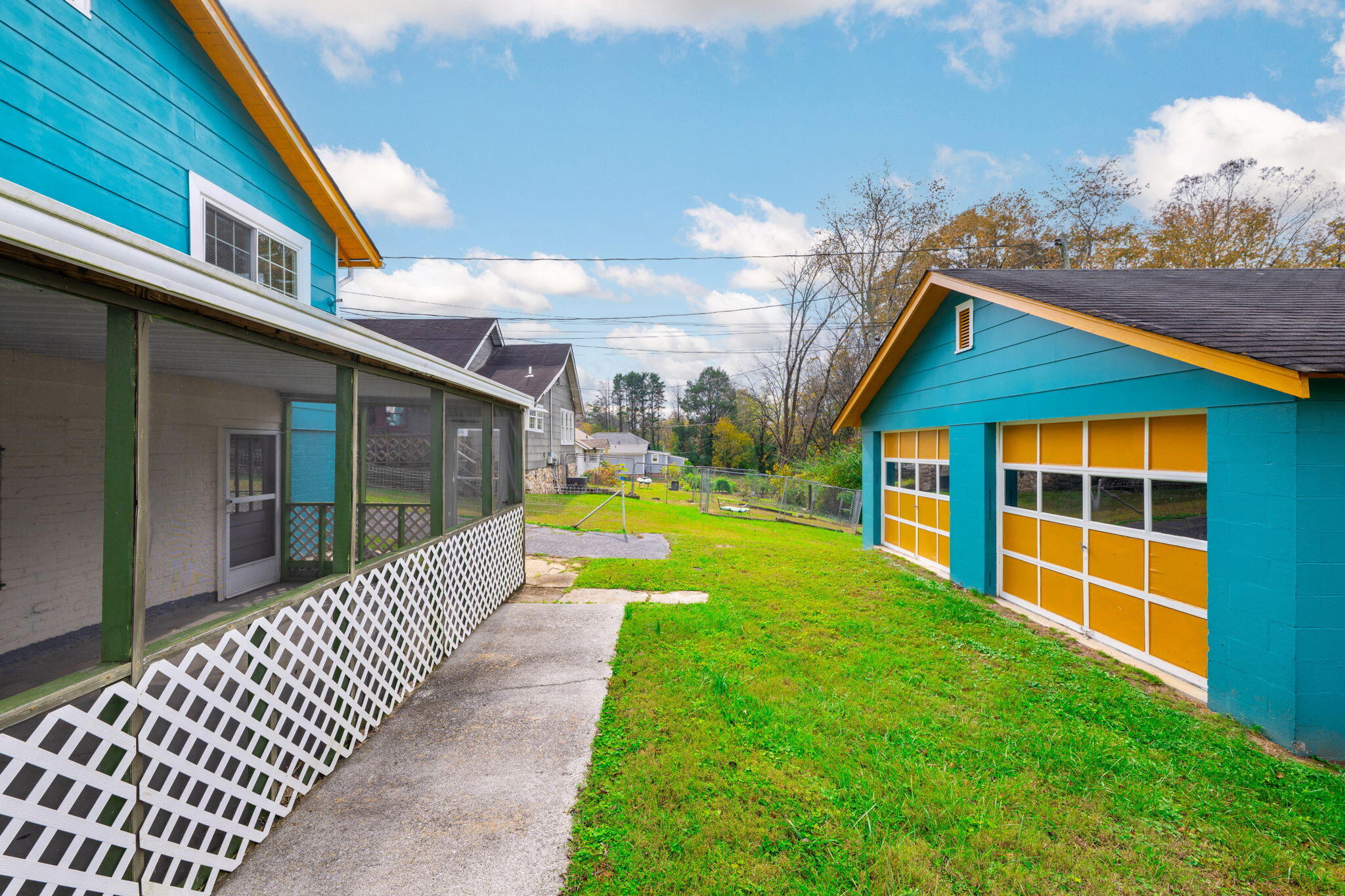 3113 Greenwich Avenue