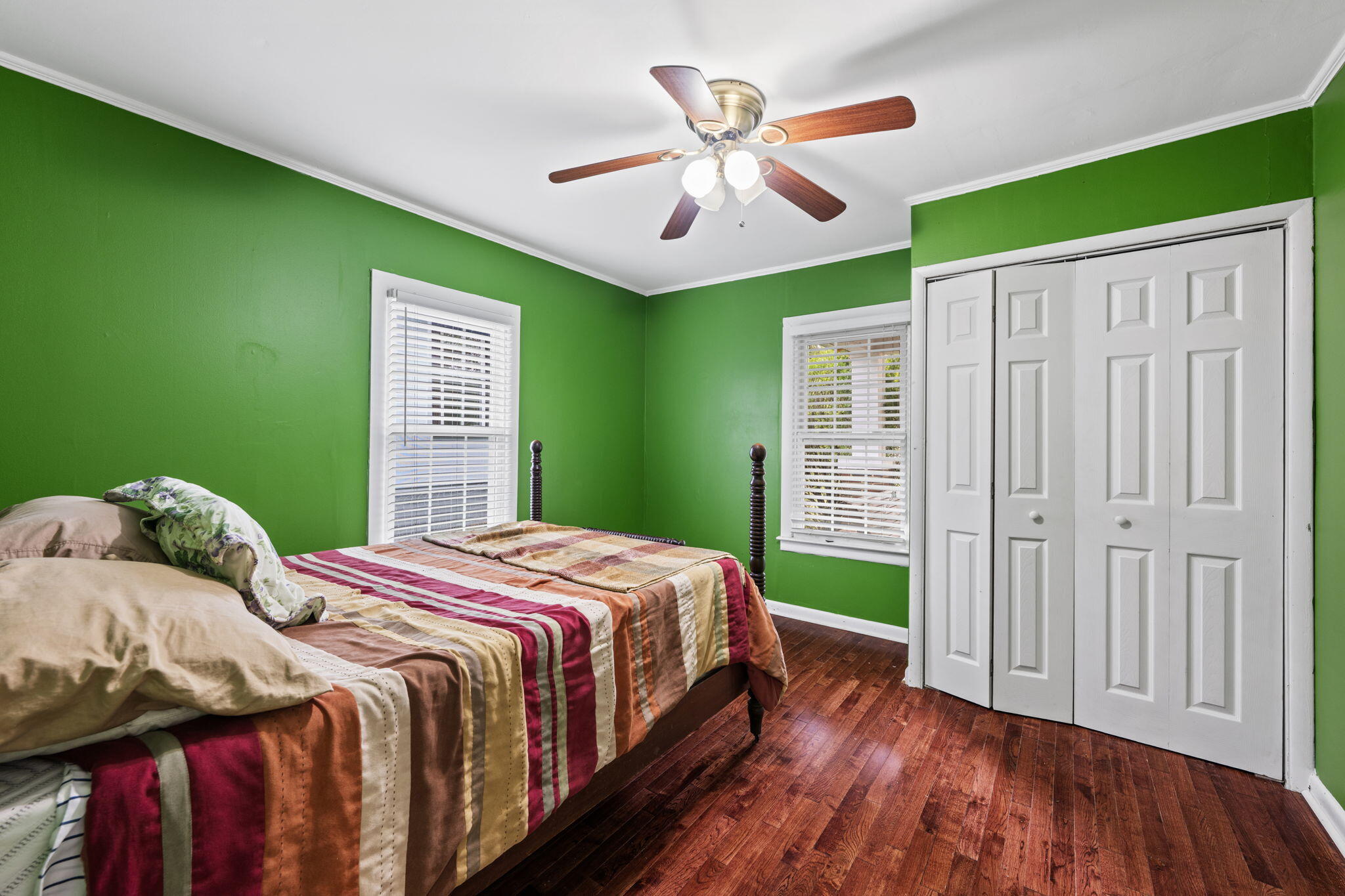 3113 Greenwich Avenue