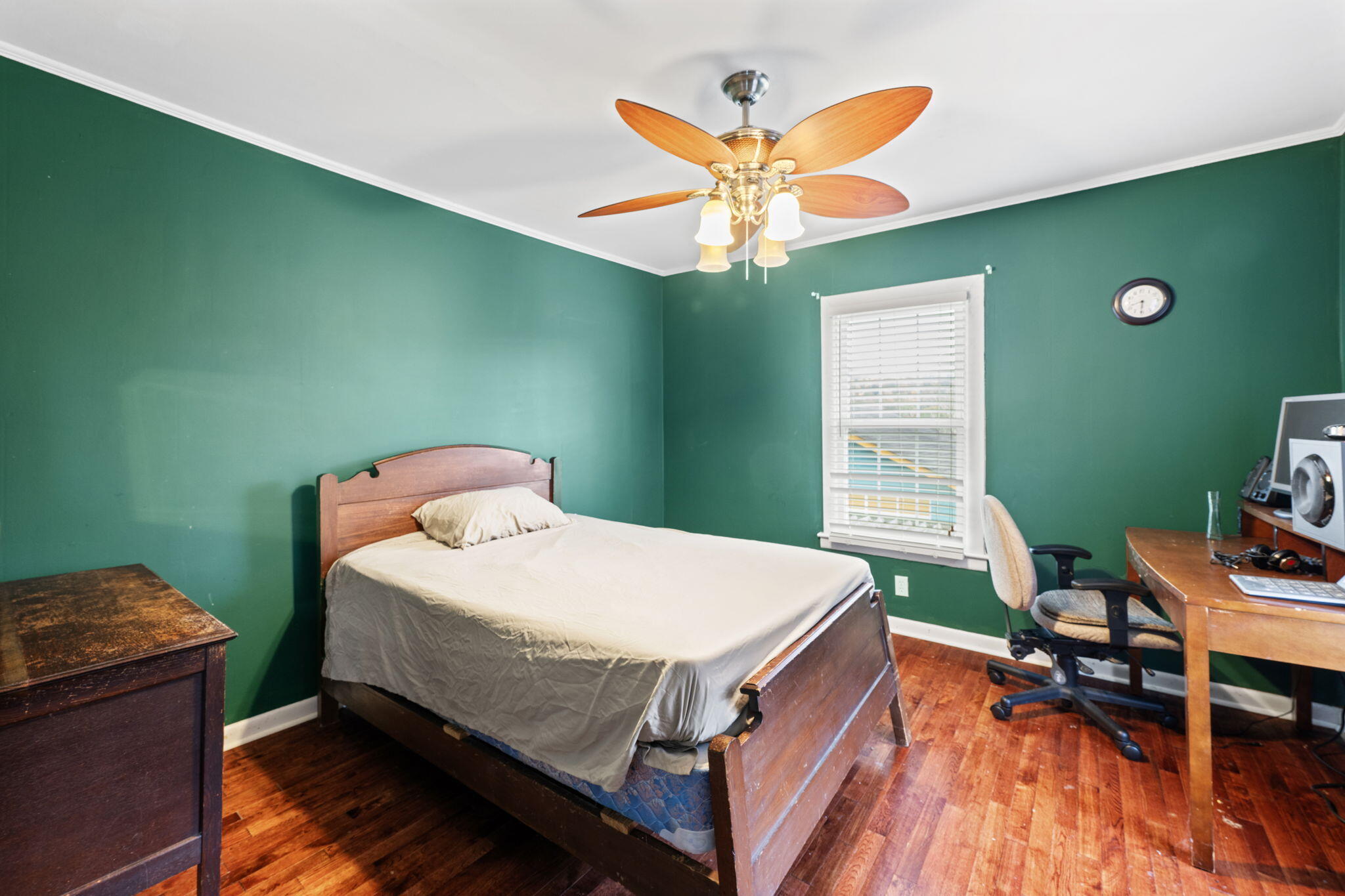 3113 Greenwich Avenue