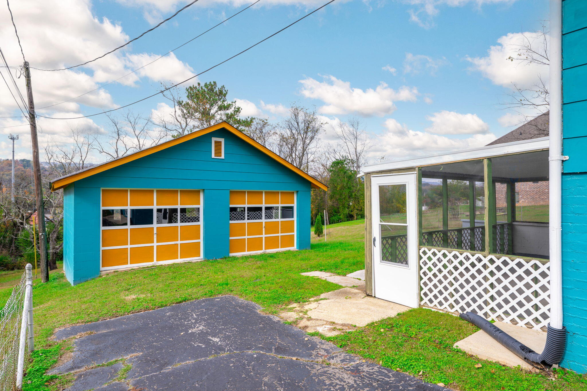 3113 Greenwich Avenue