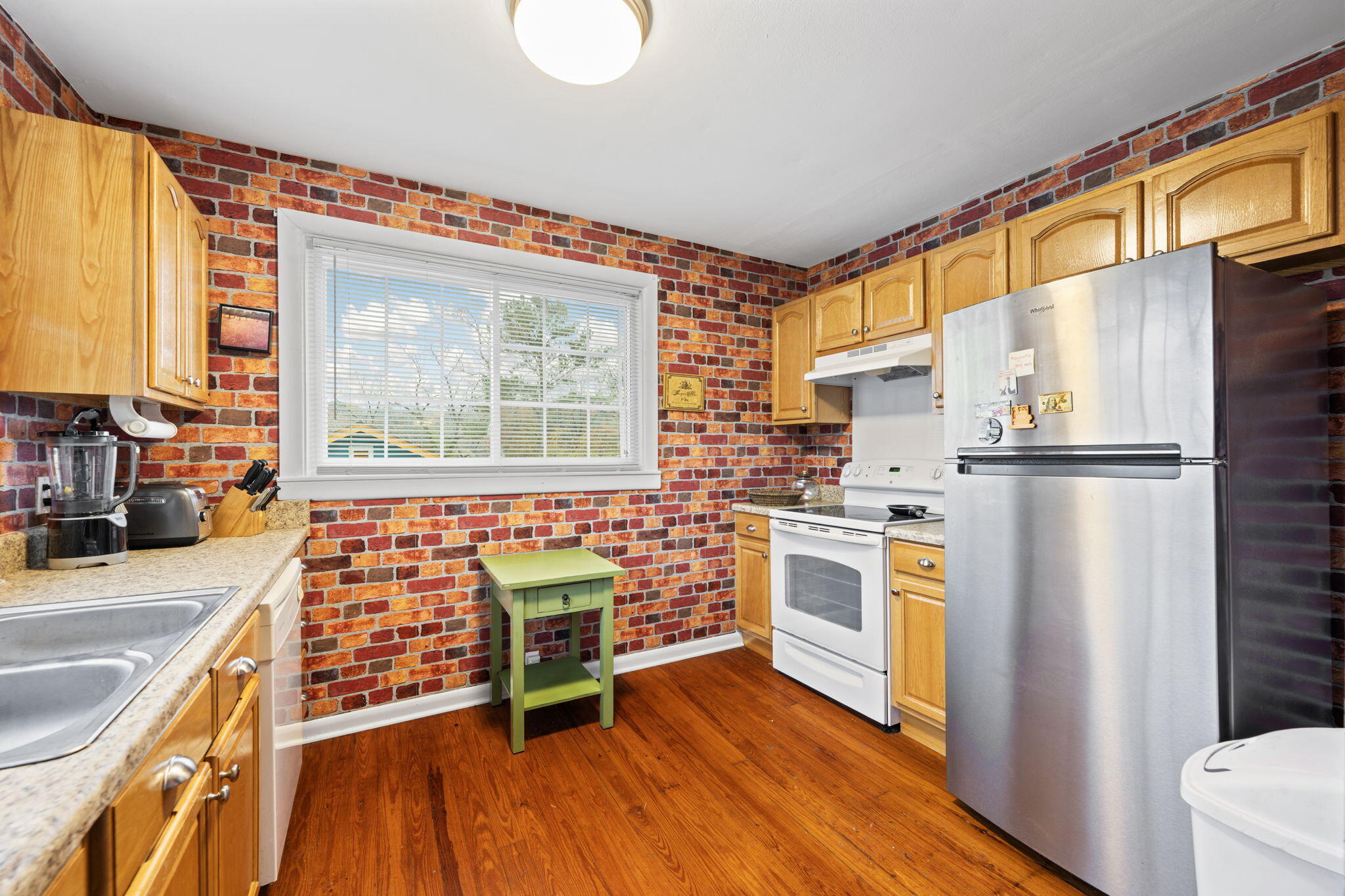 3113 Greenwich Avenue