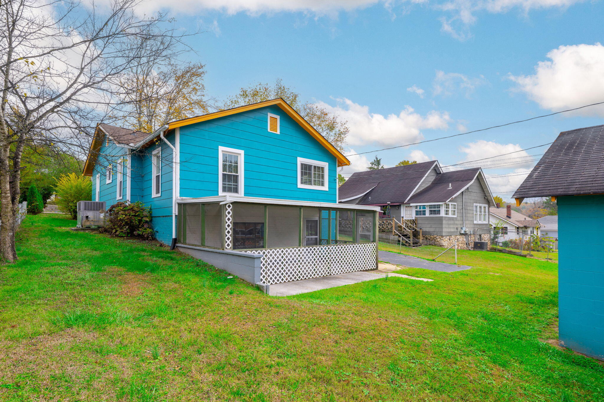 3113 Greenwich Avenue