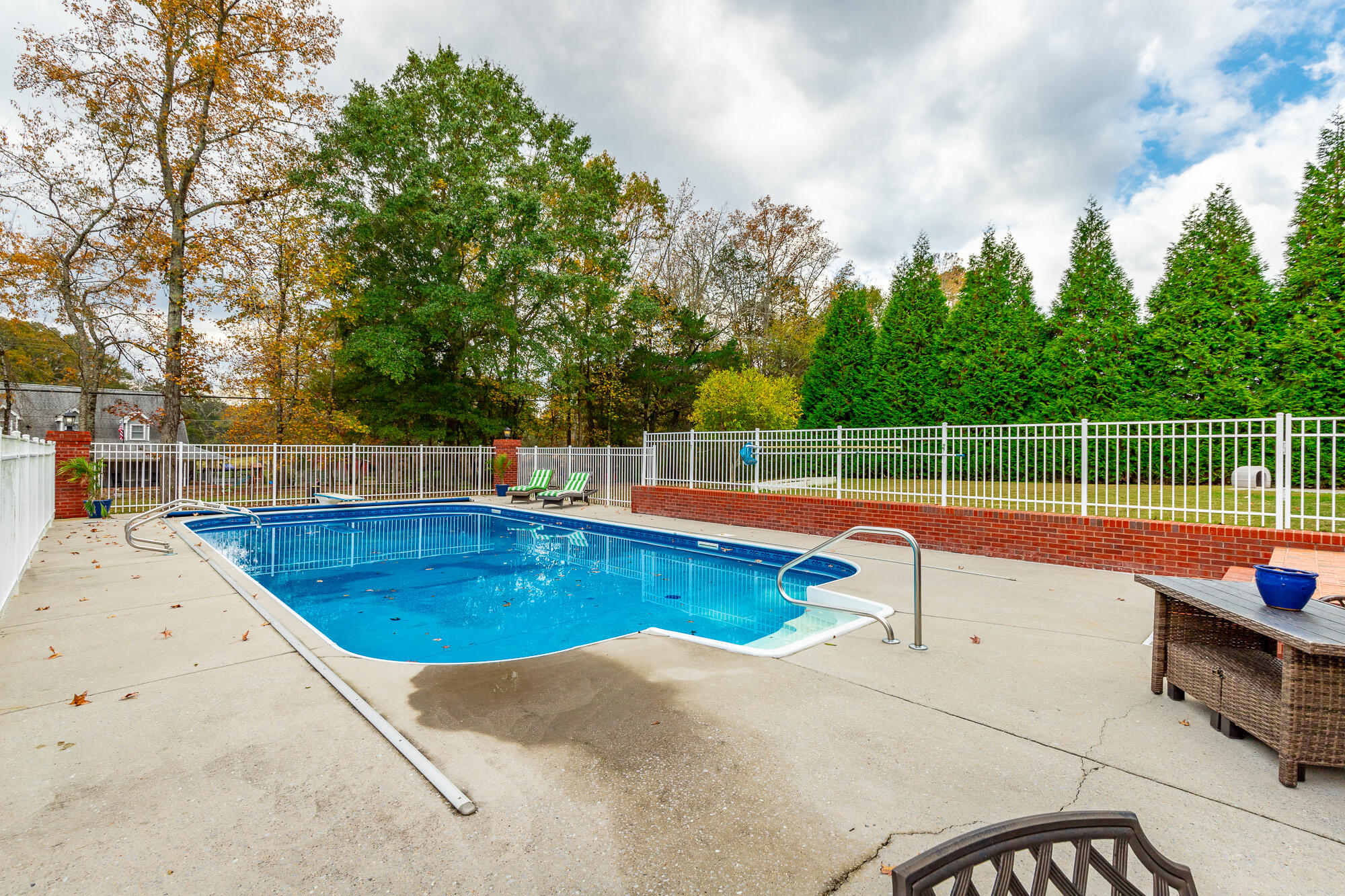 232 E Tennant Circle