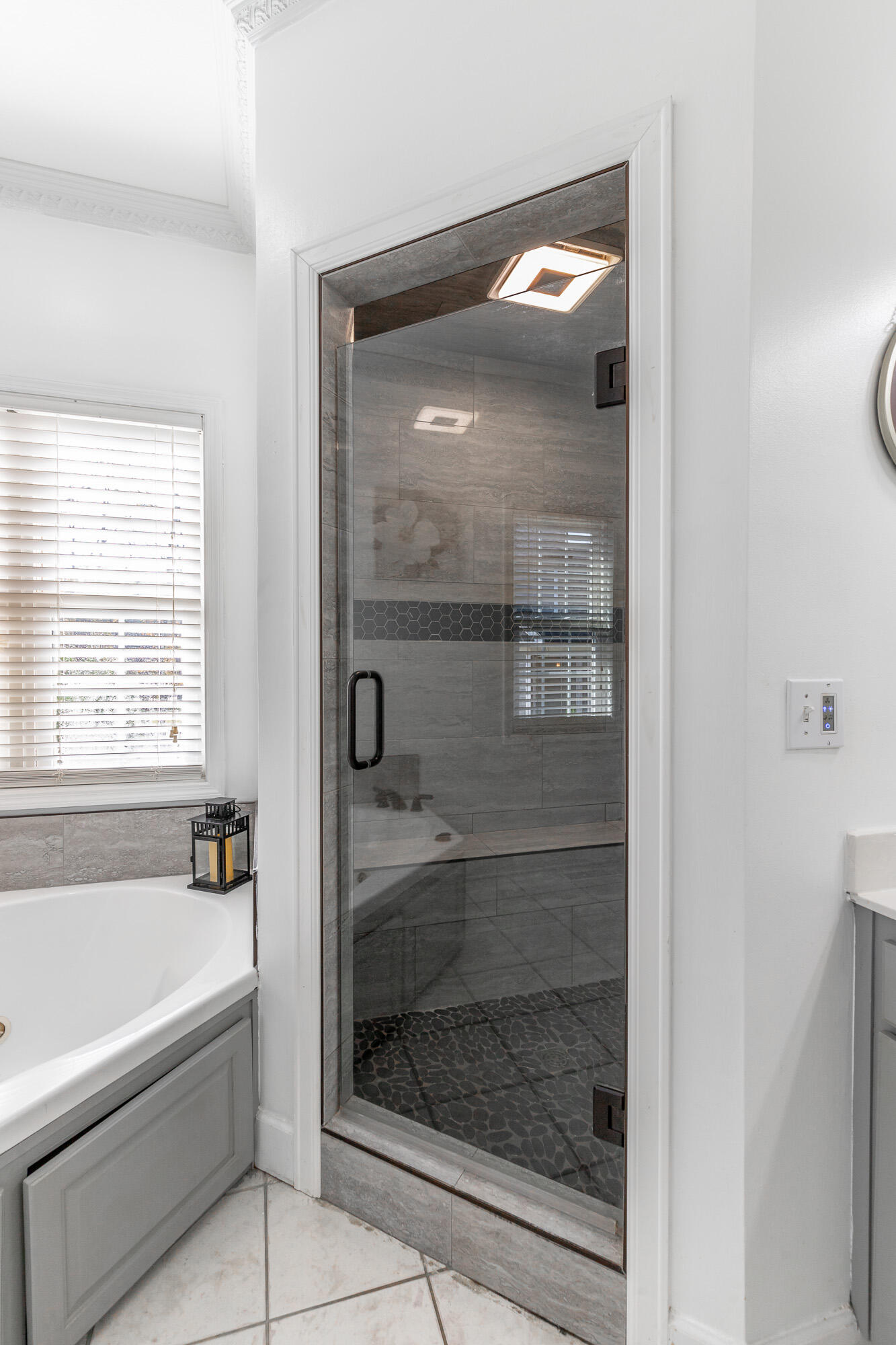 232 E Tennant Circle