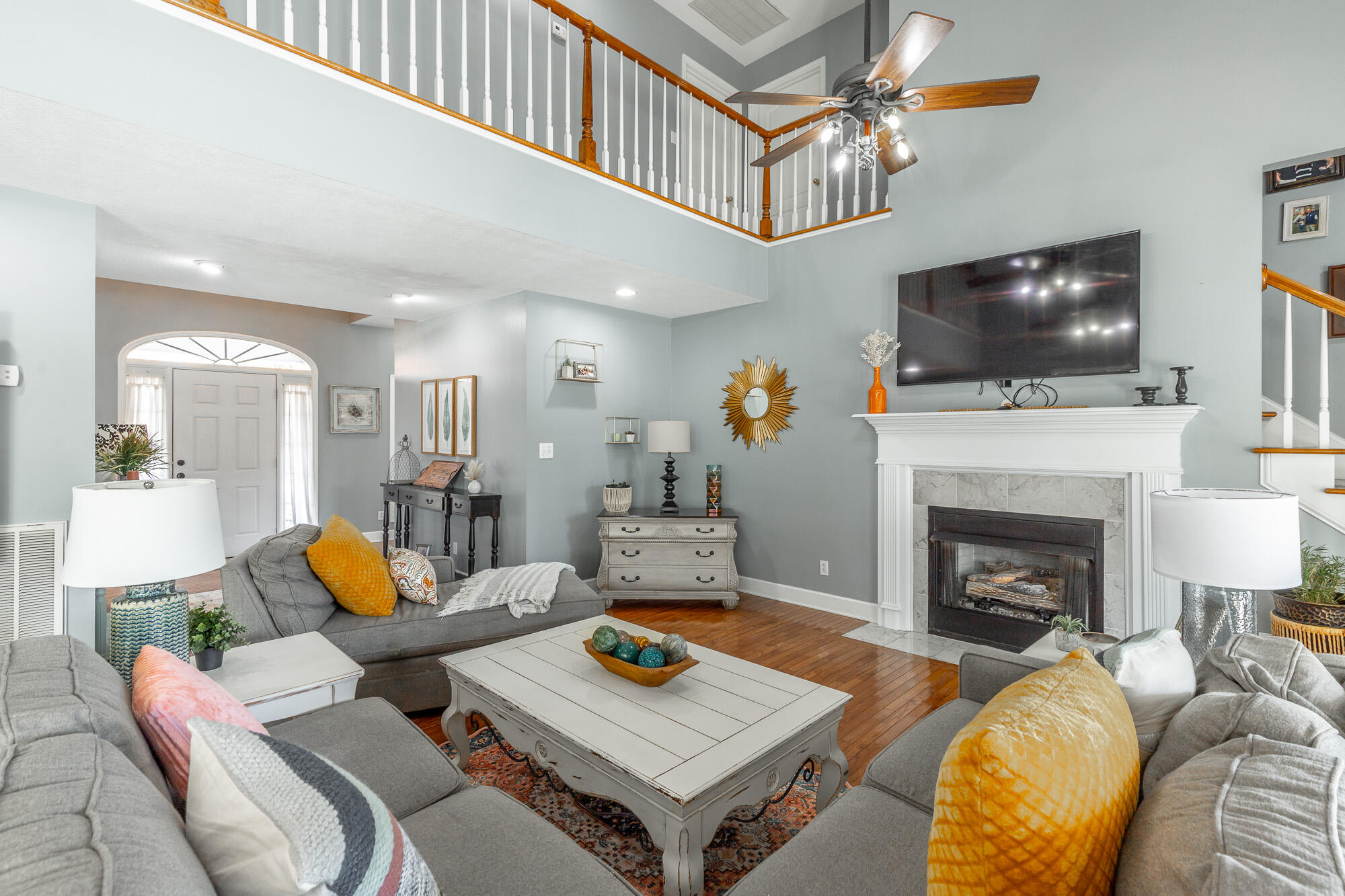 232 E Tennant Circle