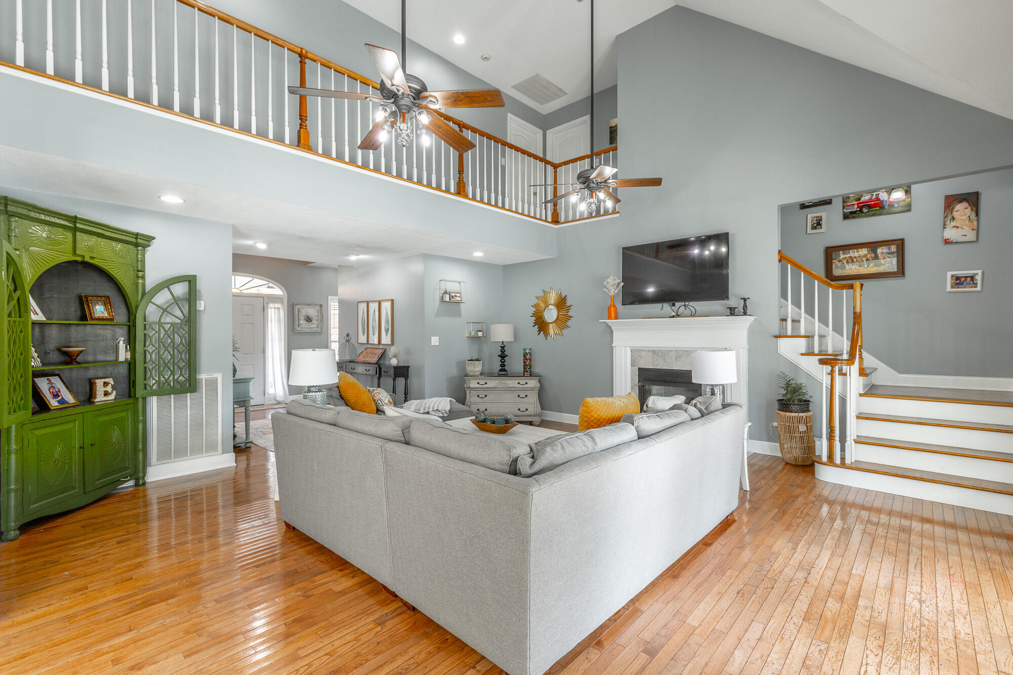 232 E Tennant Circle