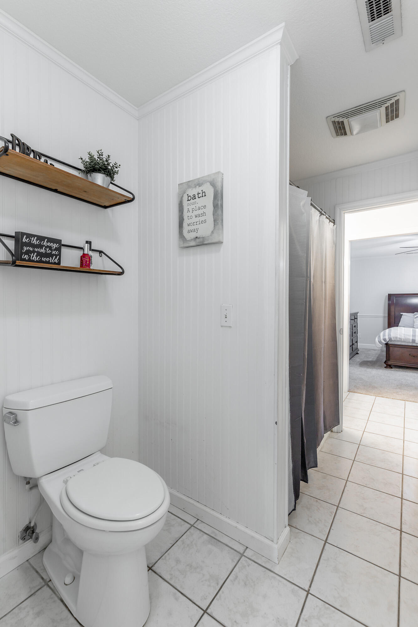 232 E Tennant Circle