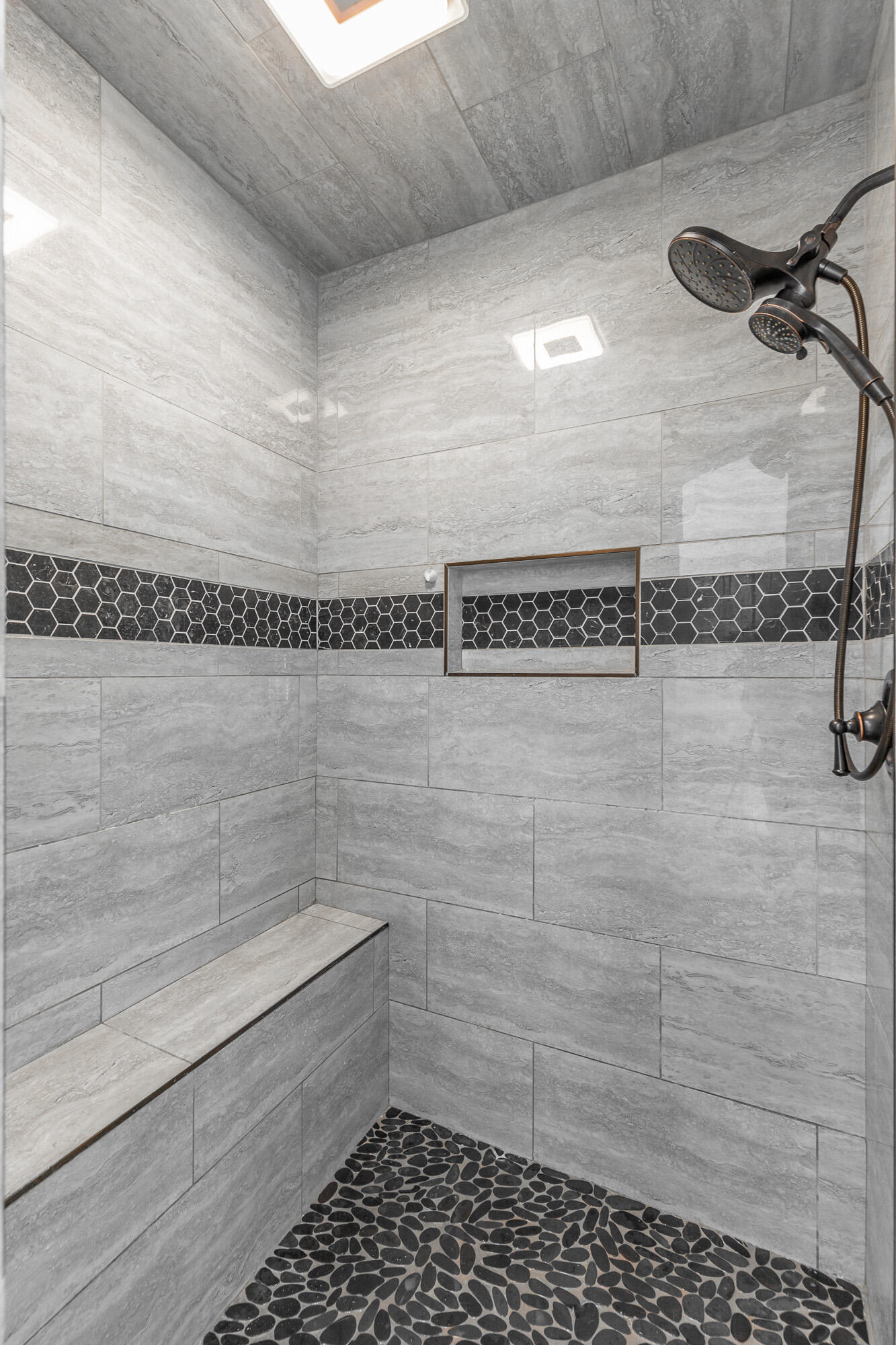 232 E Tennant Circle