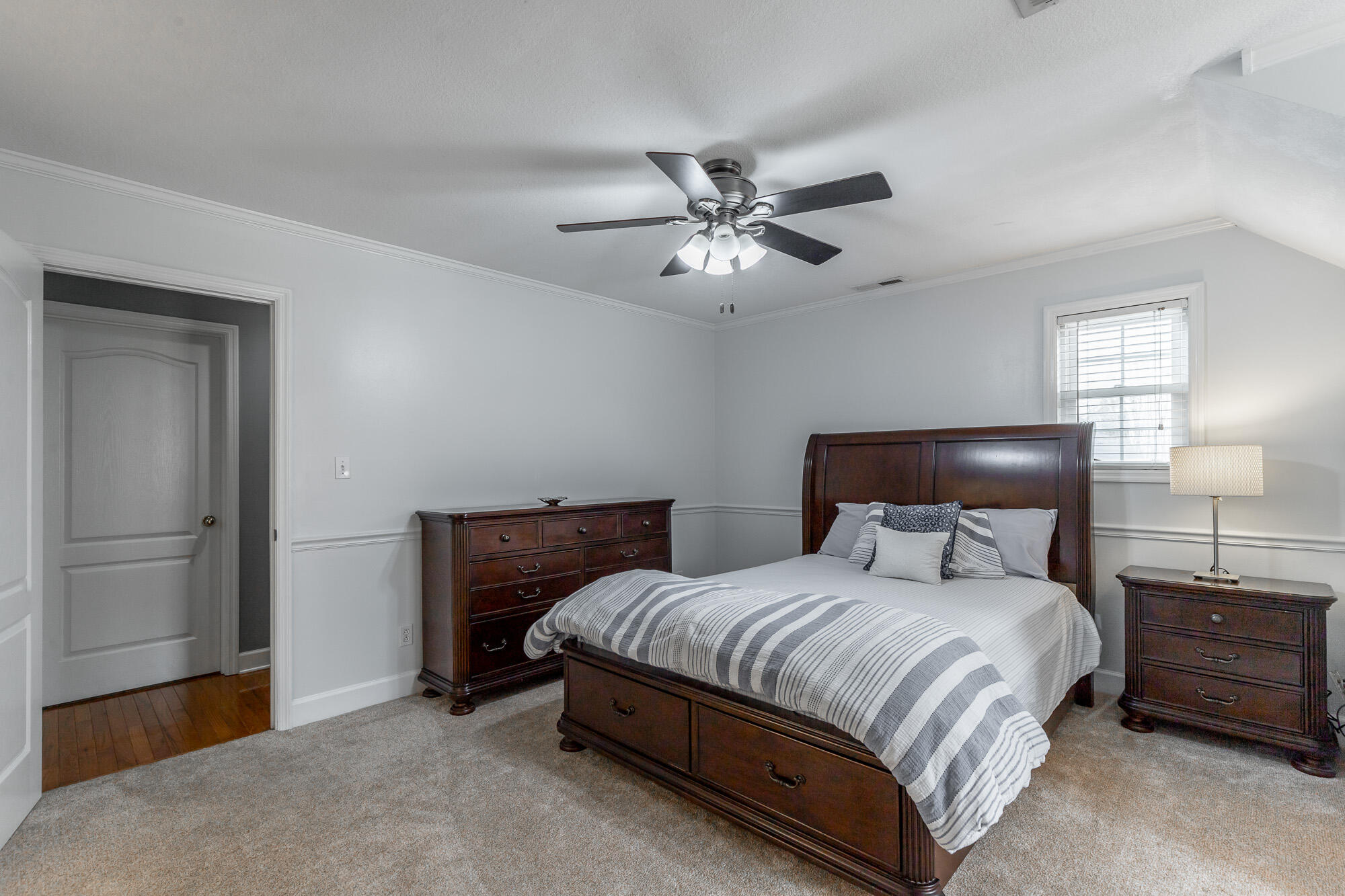 232 E Tennant Circle