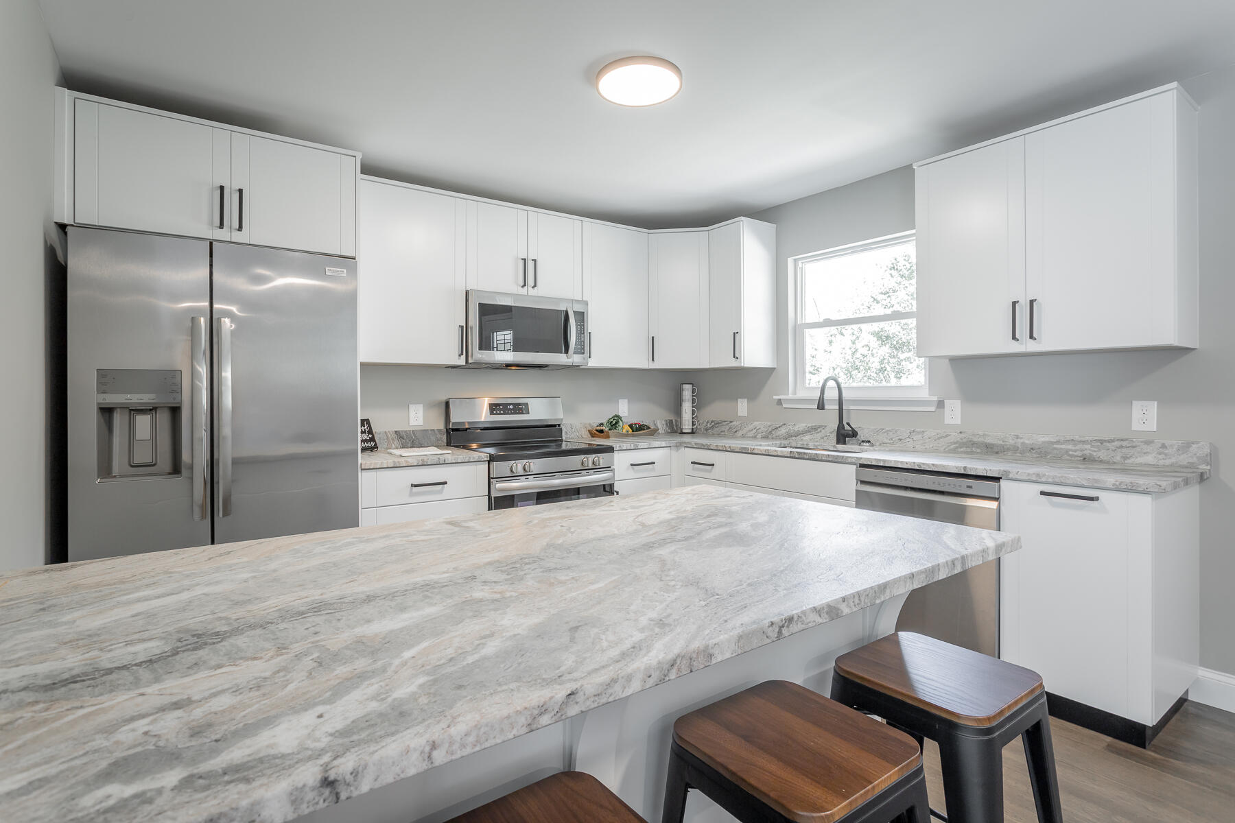 1303 Campbell Crescent, LaFayette