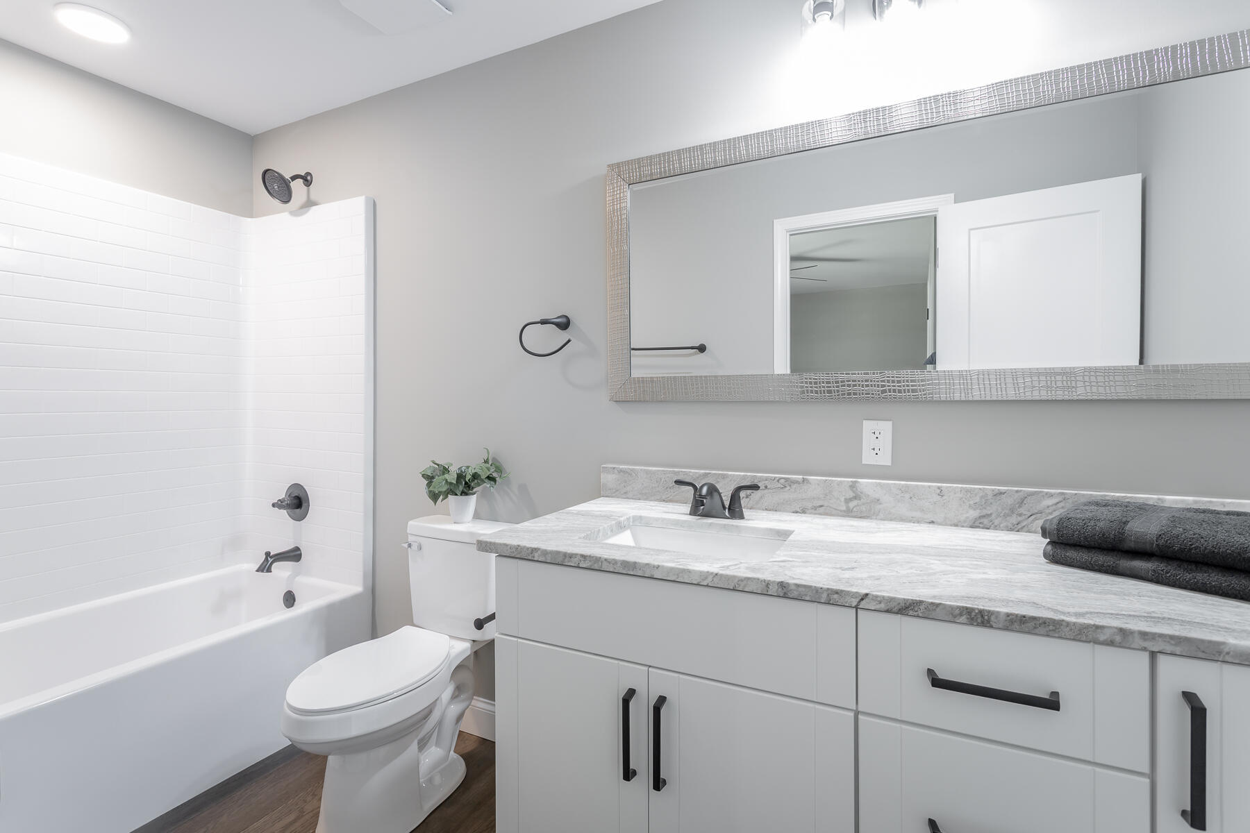 1303 Campbell Crescent, LaFayette