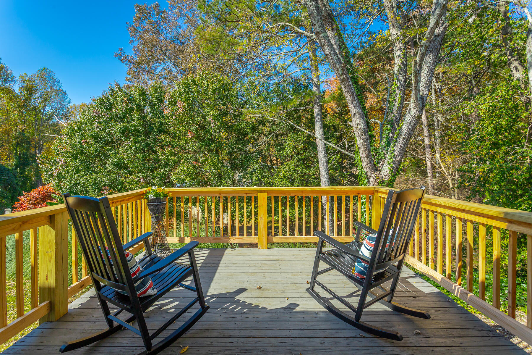 1303 Campbell Crescent, LaFayette