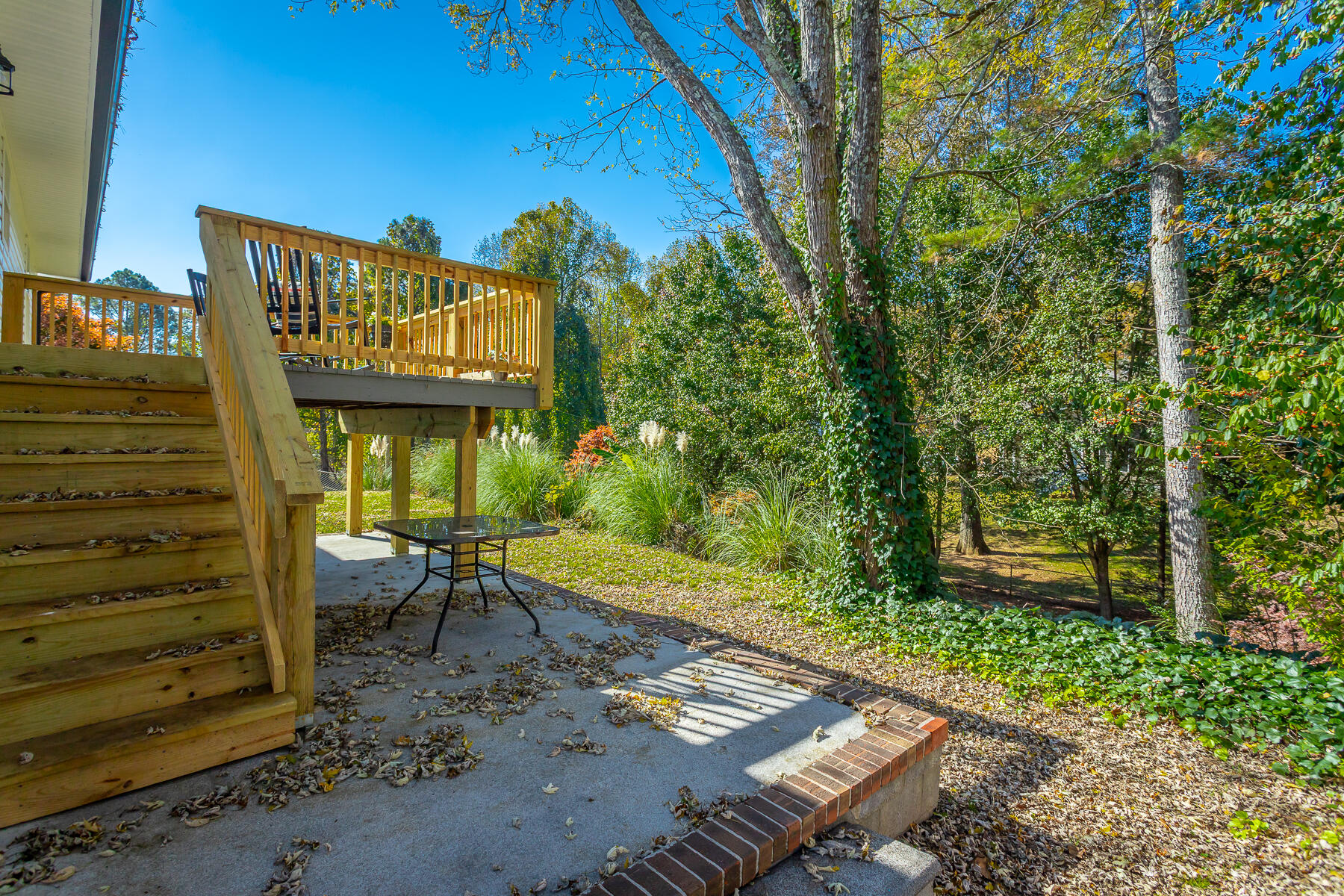 1303 Campbell Crescent, LaFayette