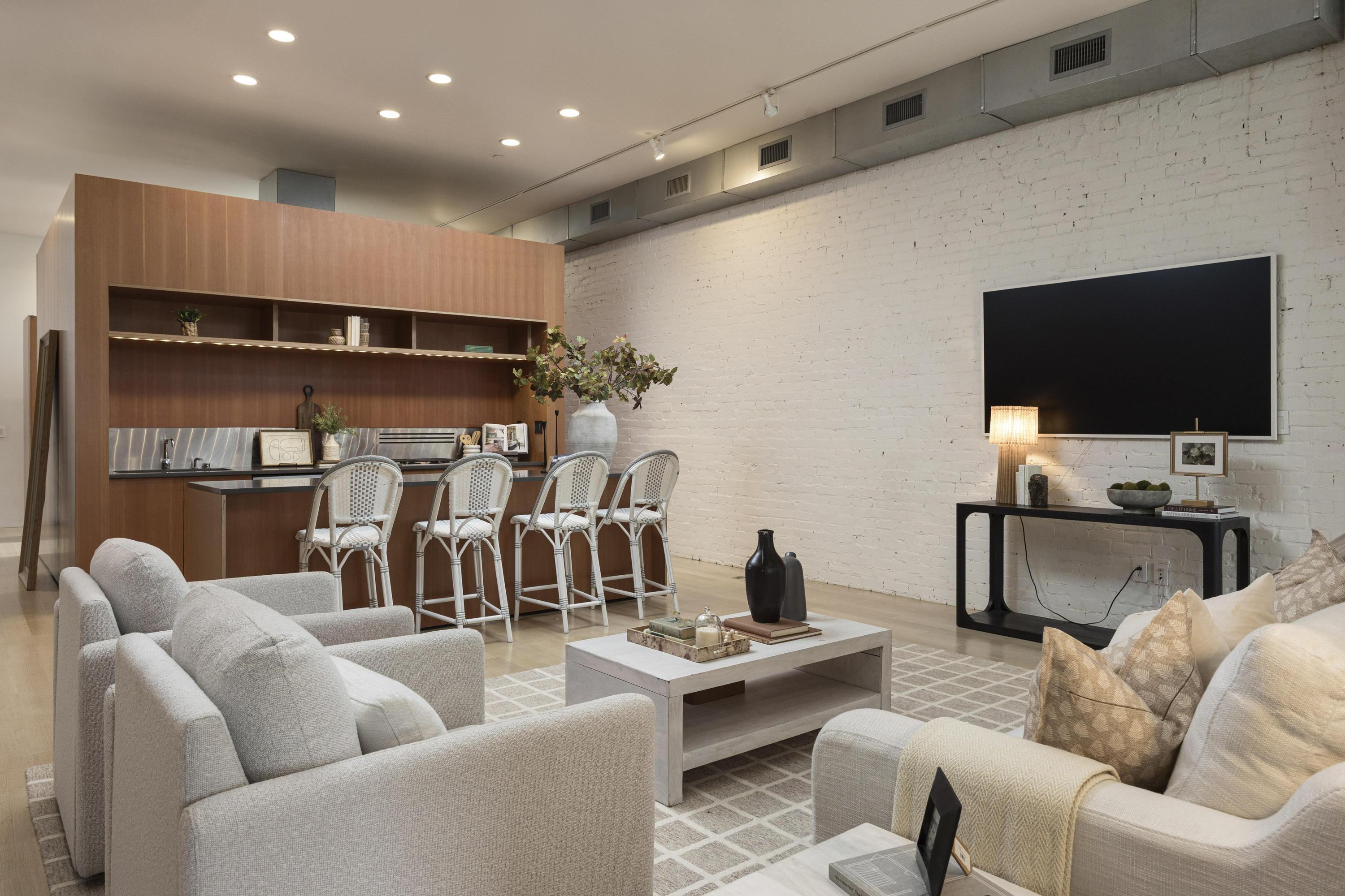 55 E Main Street Street, 204