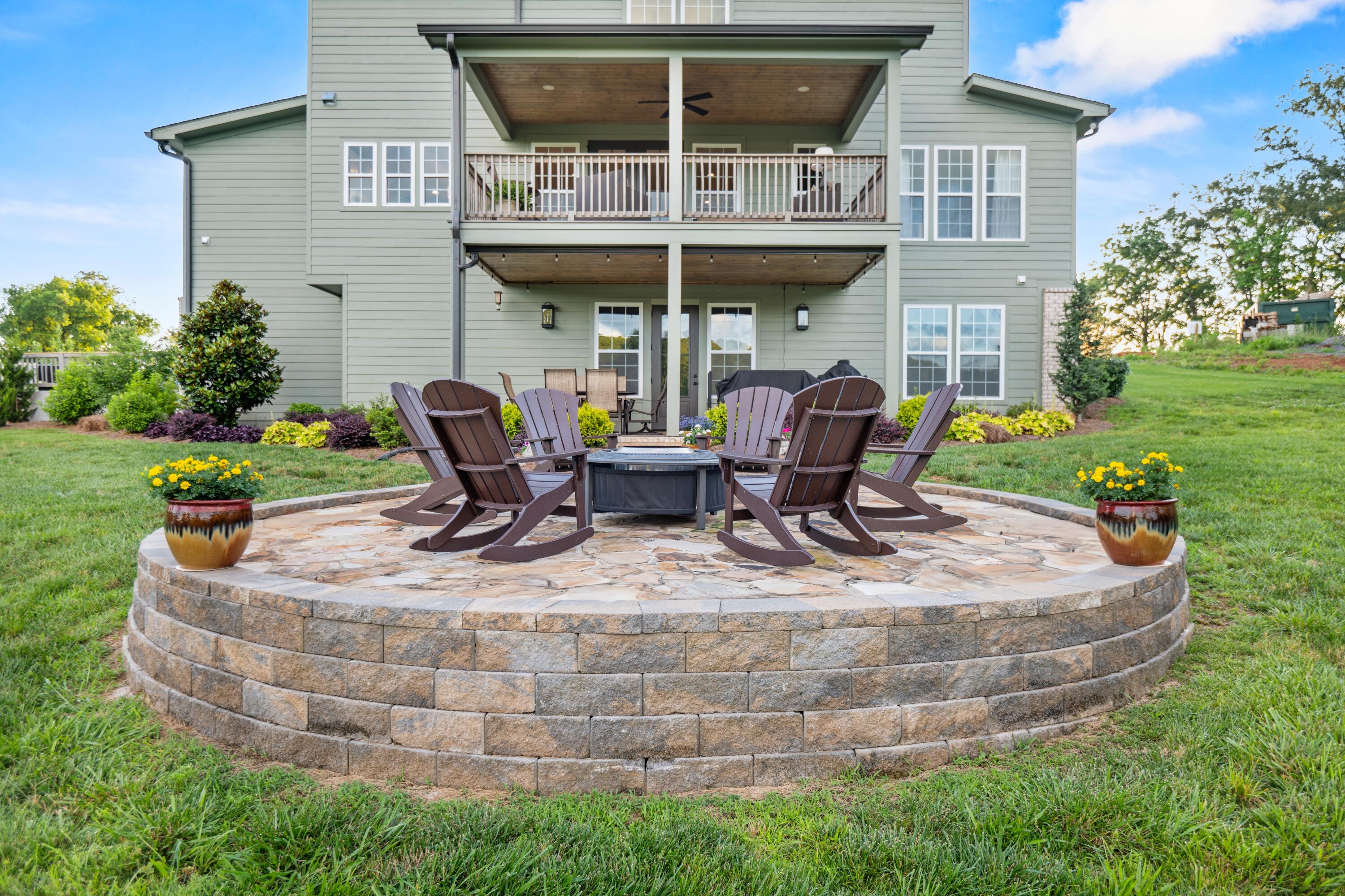 250 Spinnaker Drive