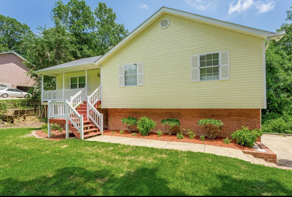 5316 Village Garden Drive