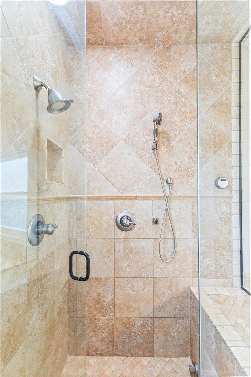 1986 Plymouth Street