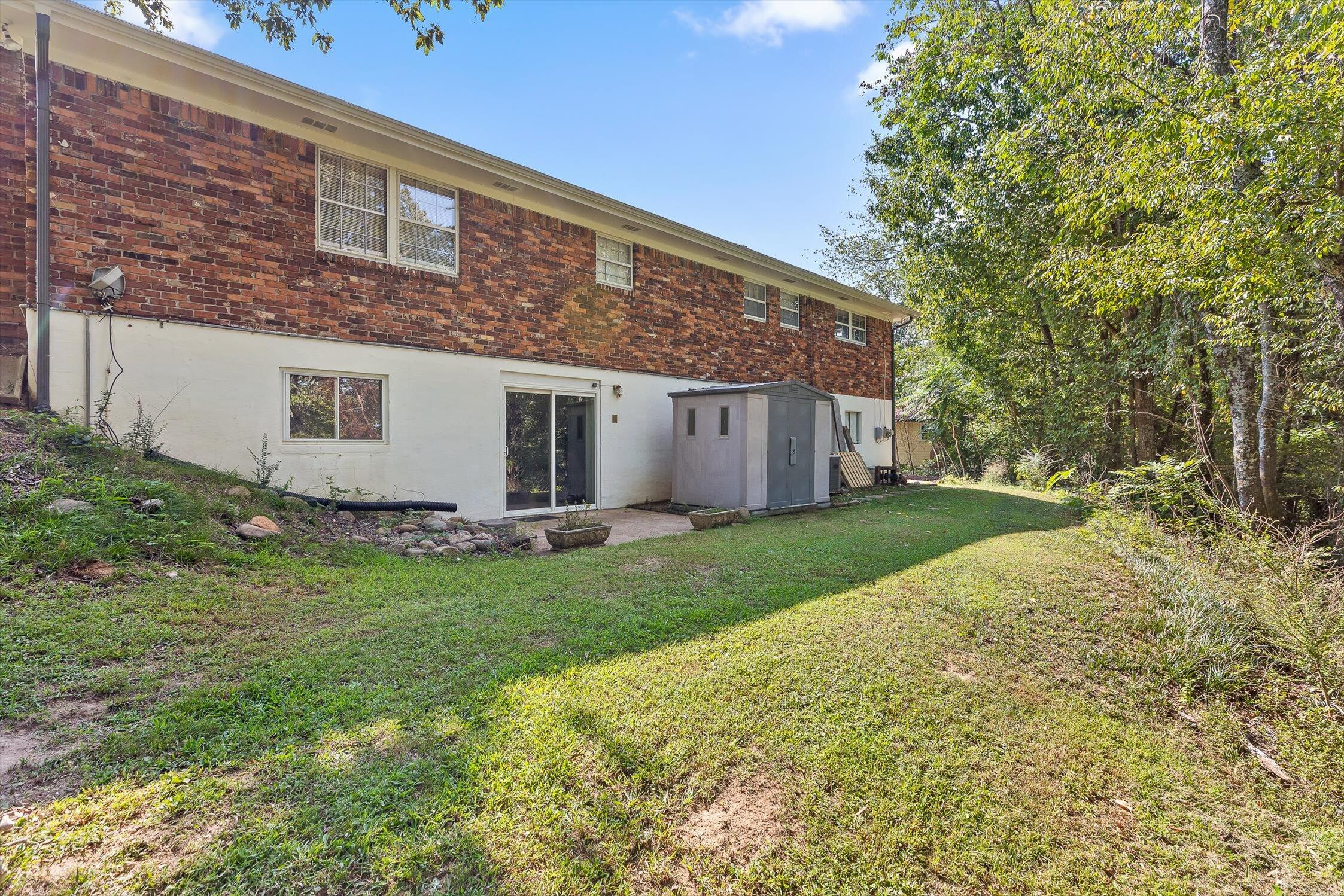 4607 Cloverdale Loop