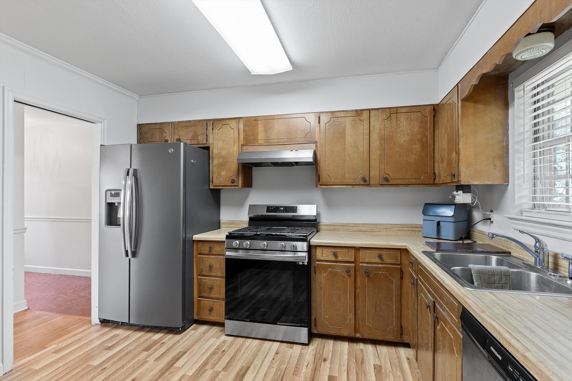 4607 Cloverdale Loop