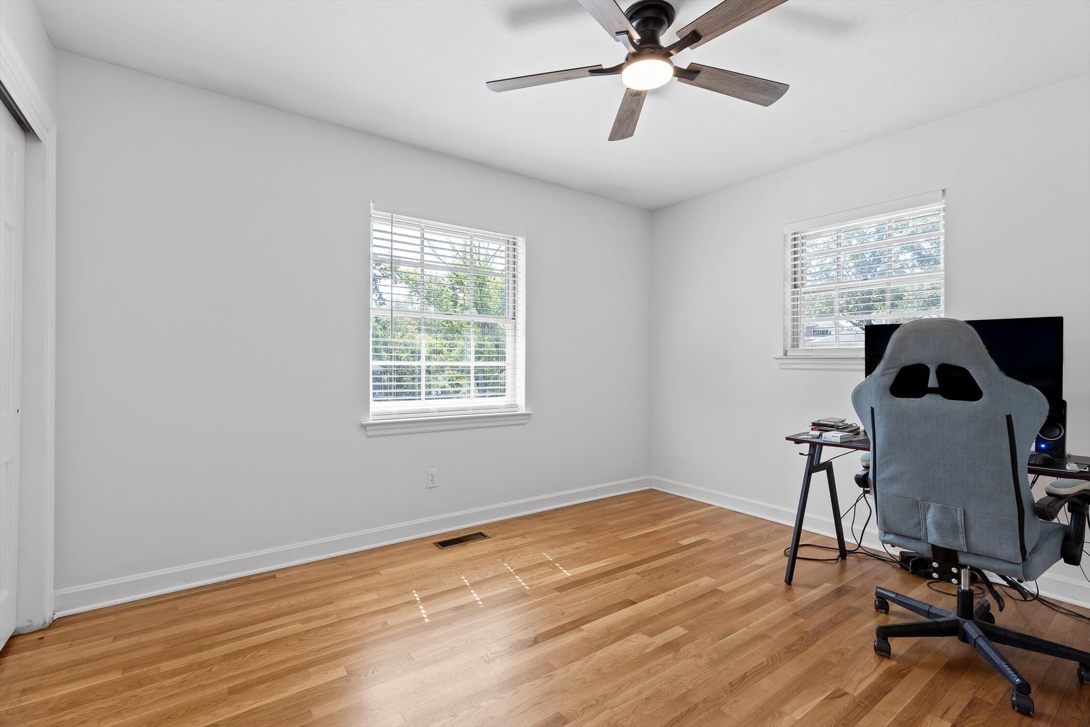 4607 Cloverdale Loop