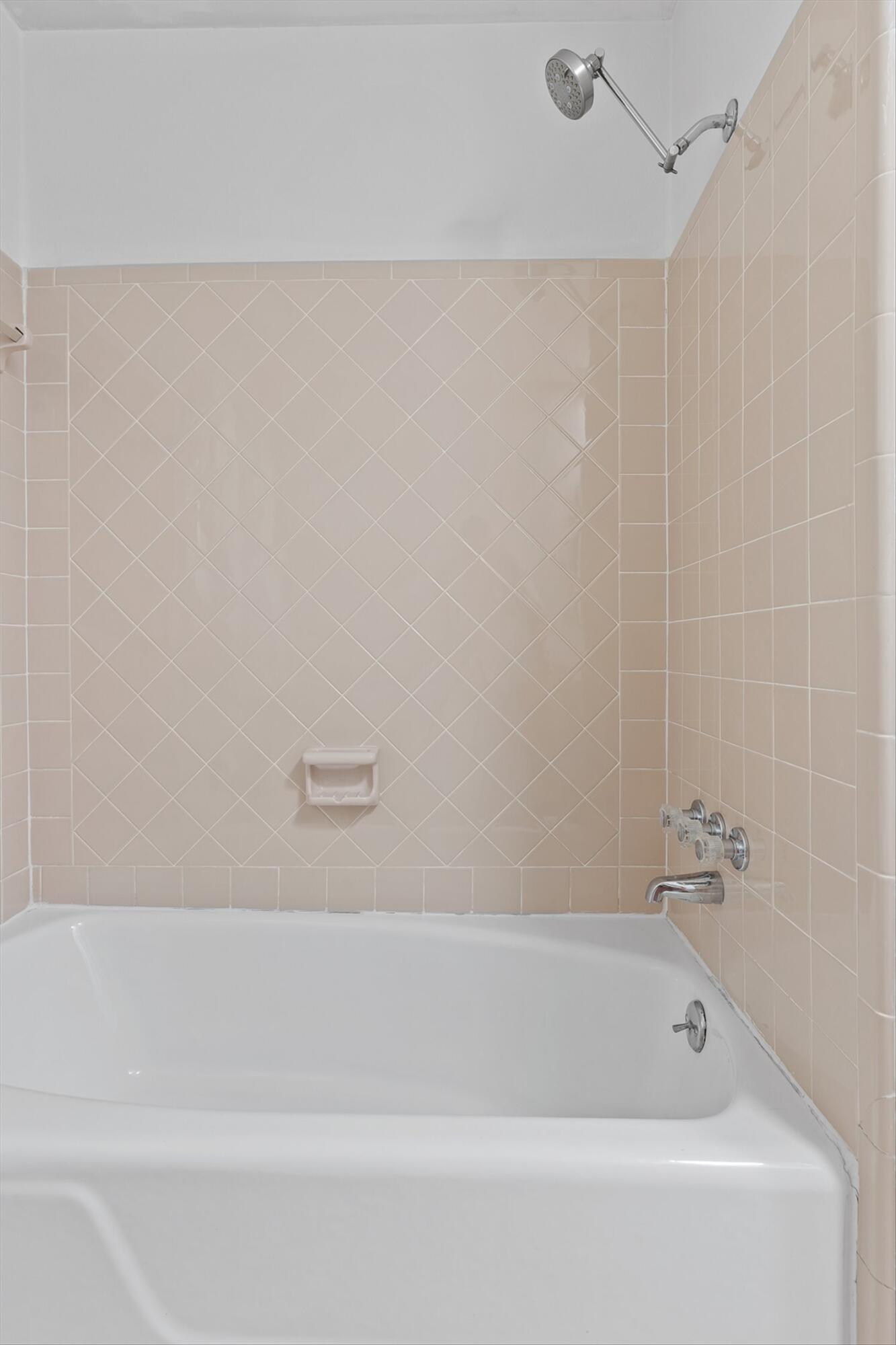 4607 Cloverdale Loop