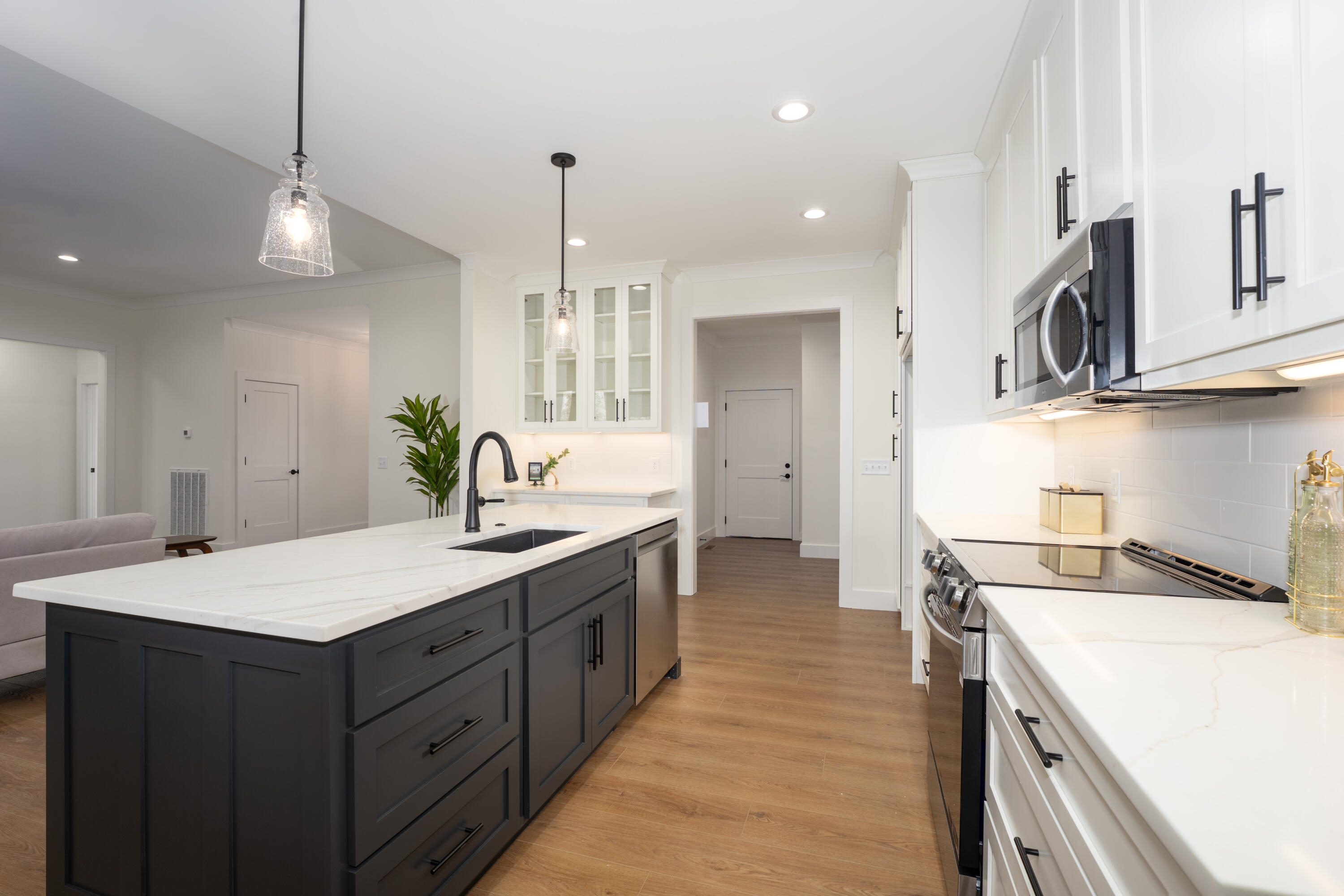 216 Goose Creek Circle