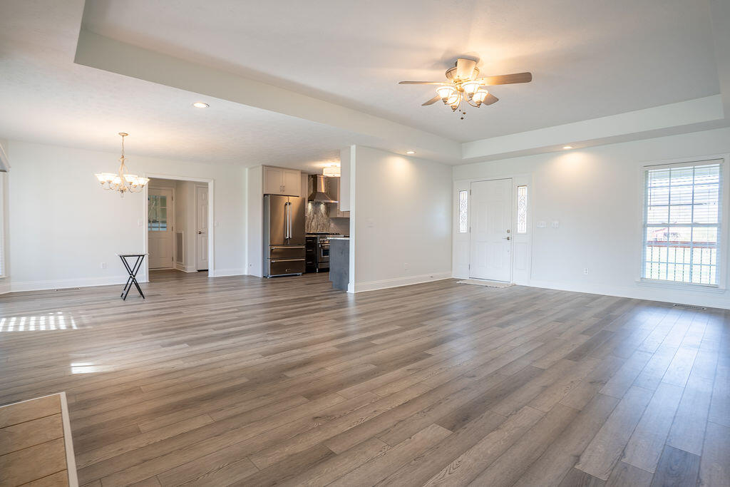 6671 Highway 337, LaFayette