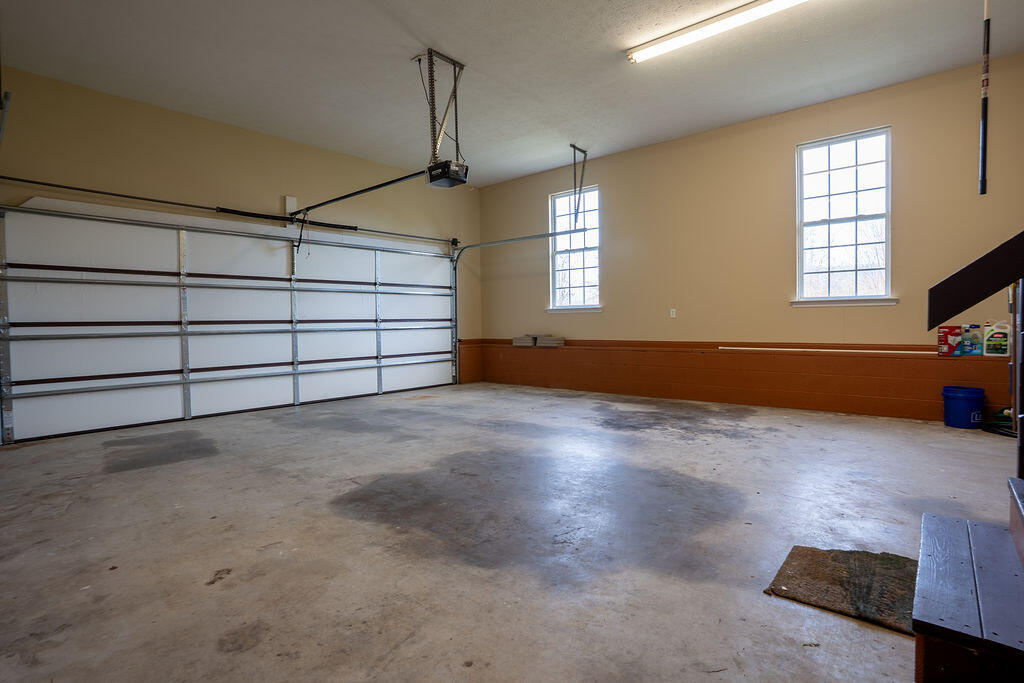 6671 Highway 337, LaFayette