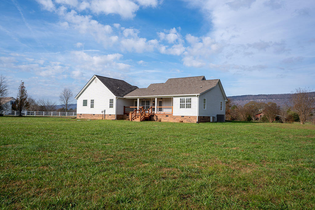 6671 Highway 337, LaFayette