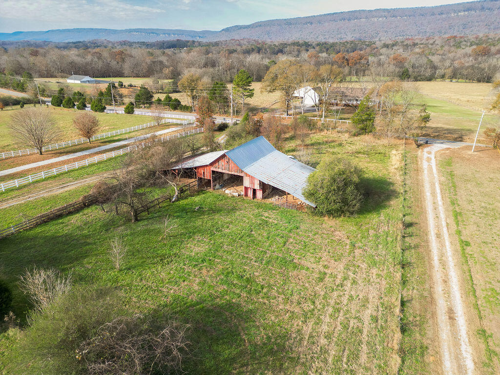 6671 Highway 337, LaFayette