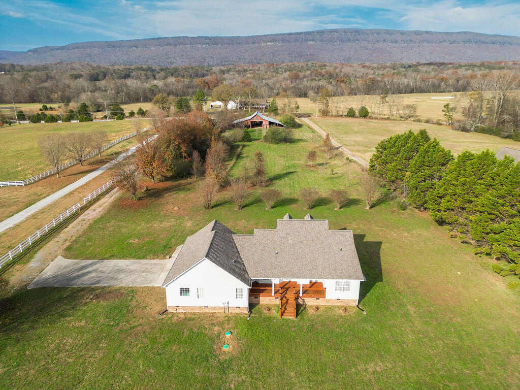 6671 Highway 337, LaFayette