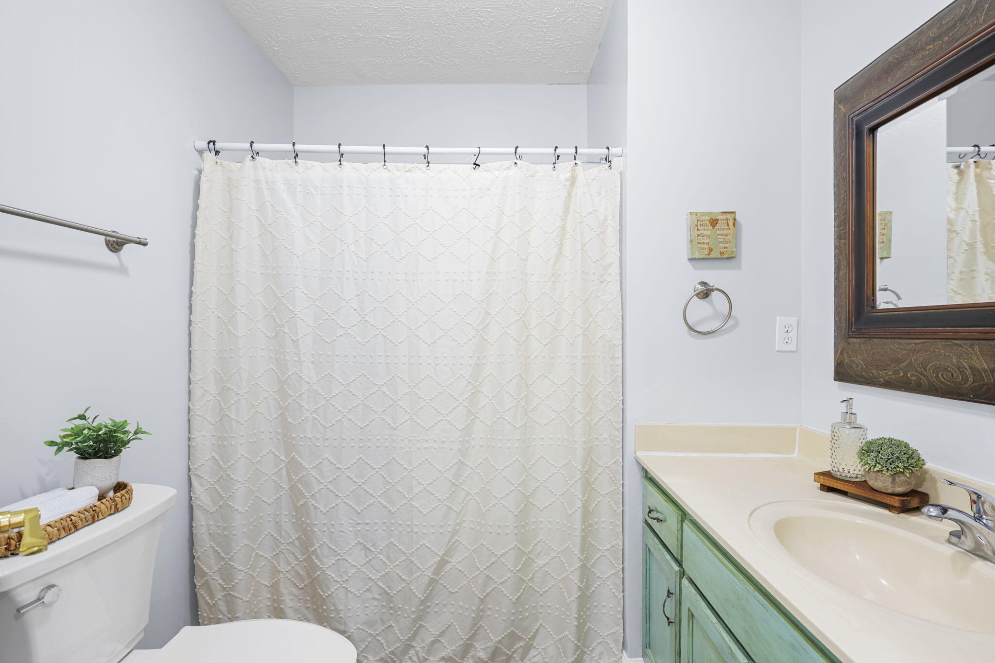 2545 W Armuchee Road, LaFayette