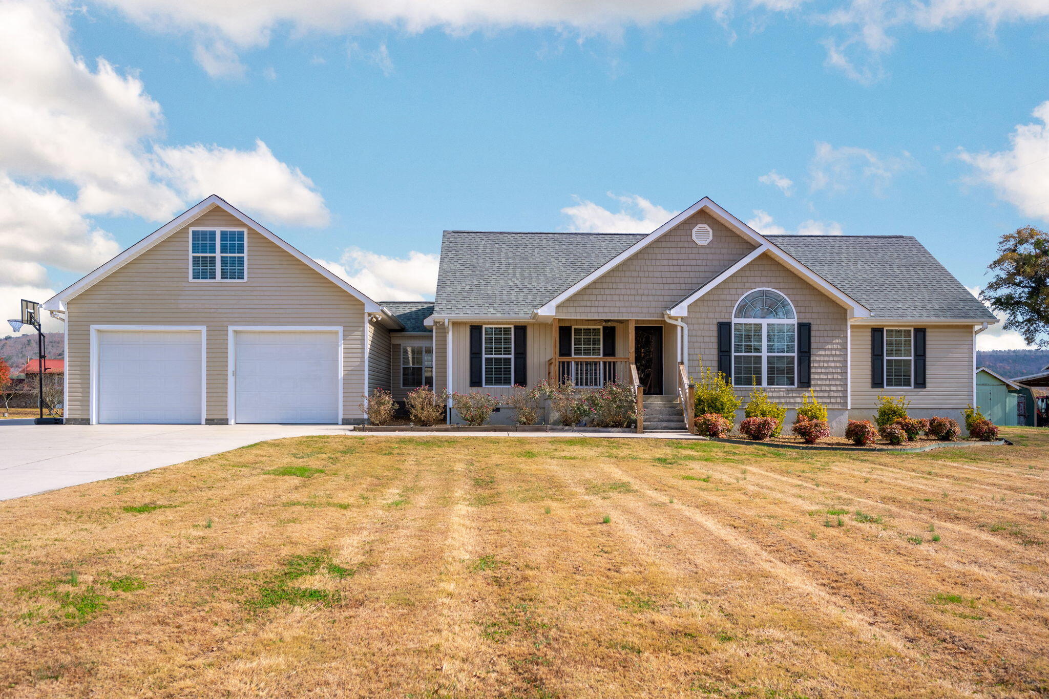 2545 W Armuchee Road, LaFayette