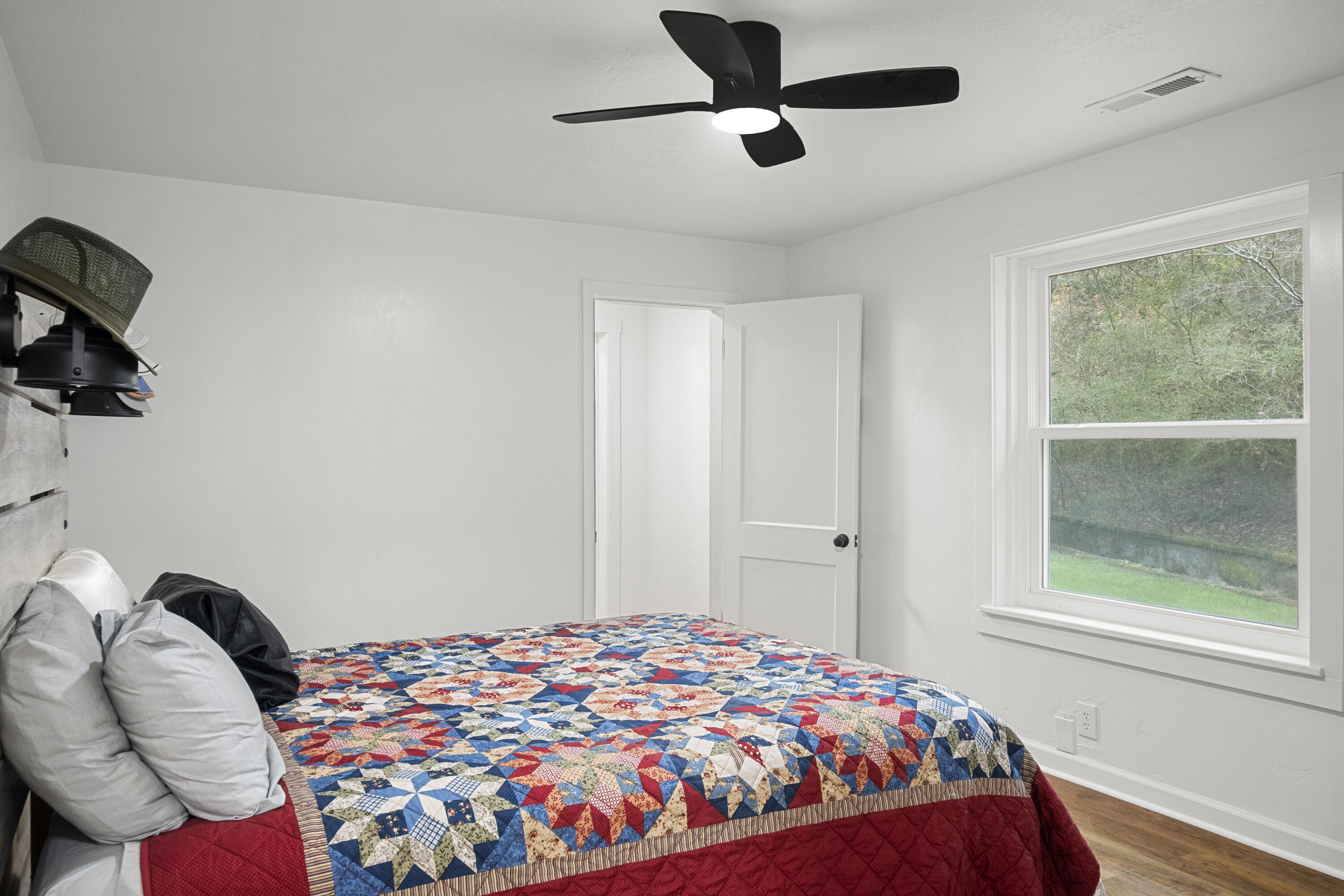 3269 N Highway N 341