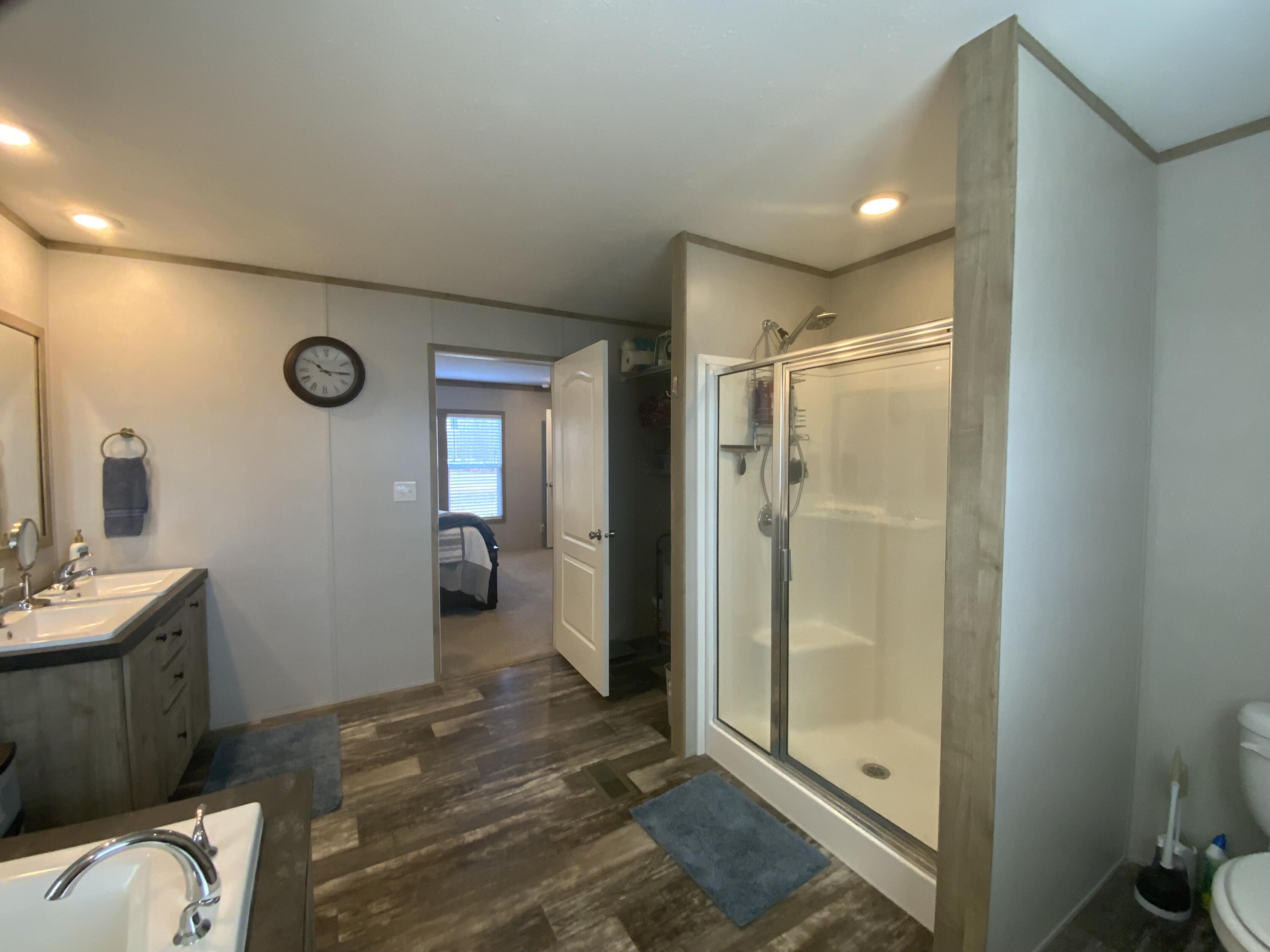 1118 Holly Glen Lane