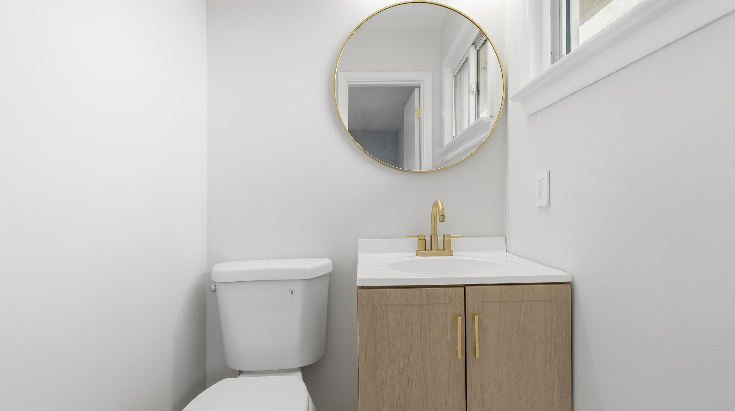 4305 Oakland Terrace