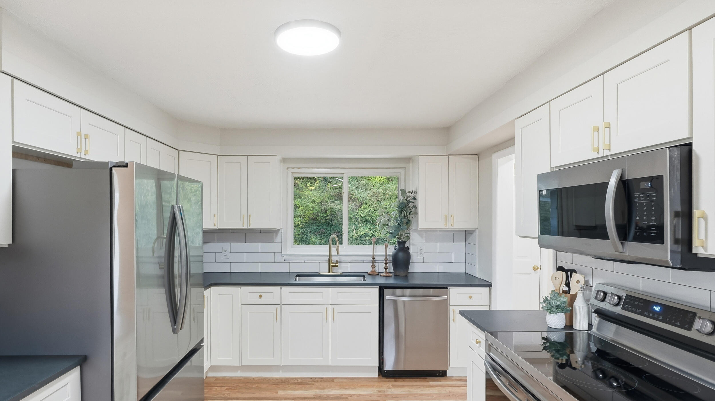 4305 Oakland Terrace